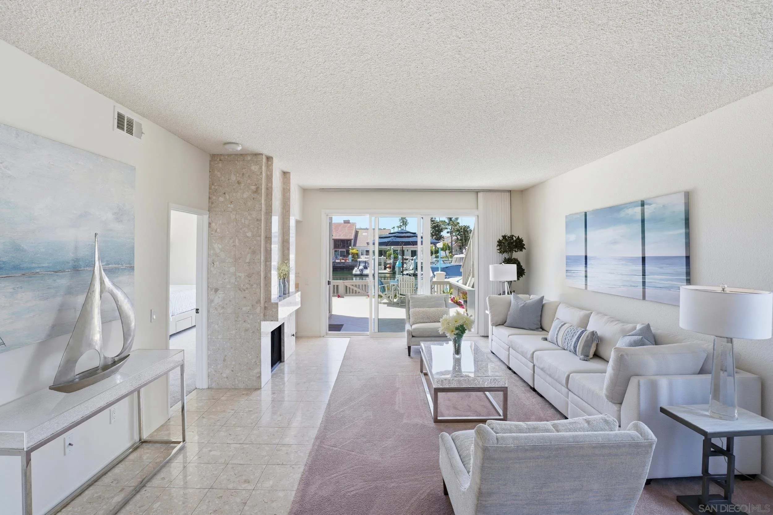 Photo #4: 260009354 Listing: Photo #4