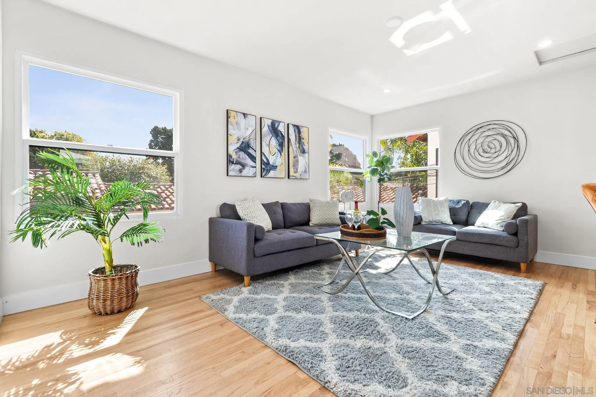 Photo #7: 260009356 Listing: Photo #7