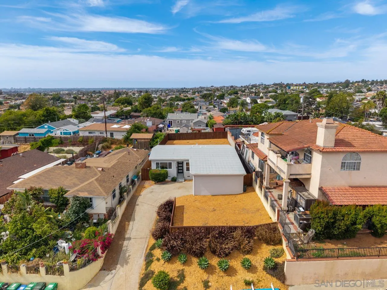 https://cdn.realtyfeed.com/cdn/127/260009361/0793984839e67d5b83013831eb924510.webp