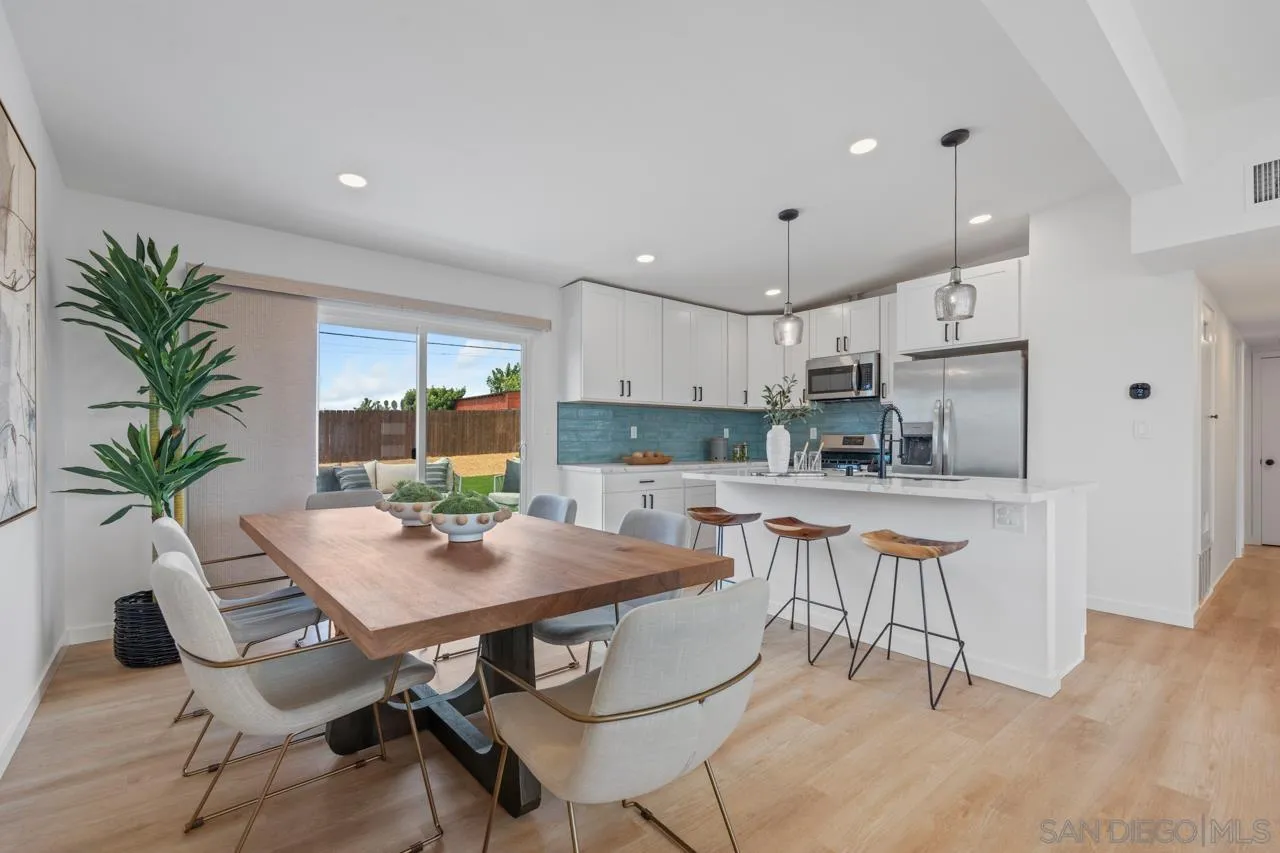 https://cdn.realtyfeed.com/cdn/127/260009361/35646db11f6e2bea82148d3405799df8.webp