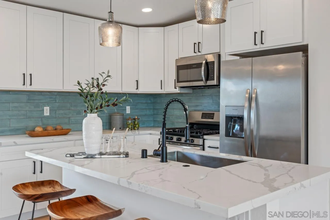 https://cdn.realtyfeed.com/cdn/127/260009361/3a617a65b6e5b6bcbadb0a8056805c59.webp