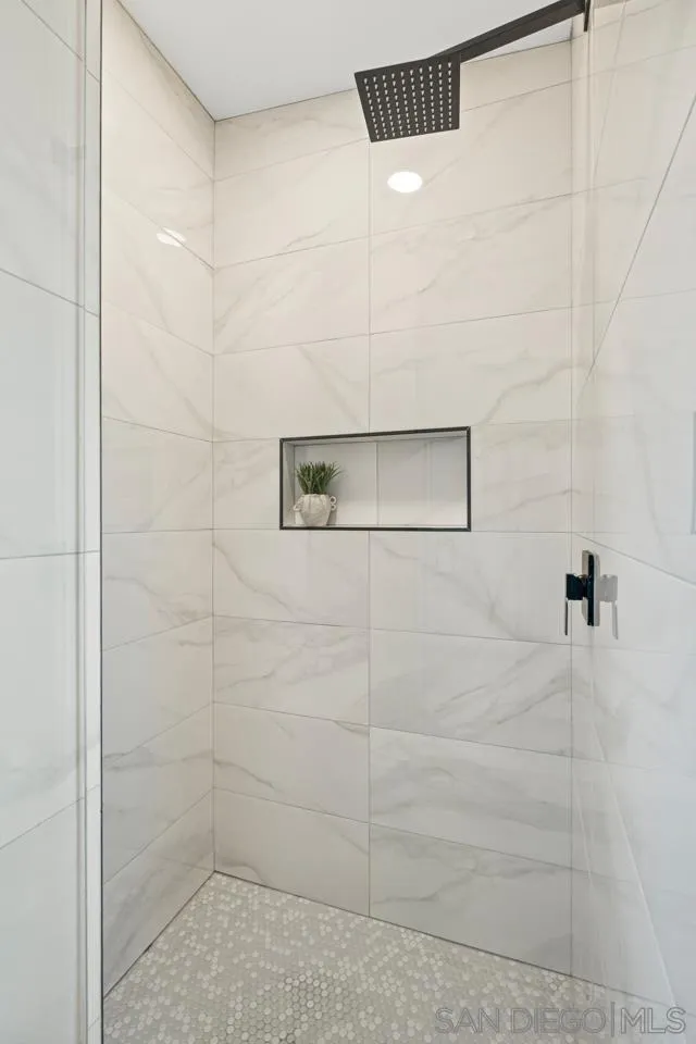 https://cdn.realtyfeed.com/cdn/127/260009361/4d0318968e1e0cb186c62ed0dfbaeb53.webp