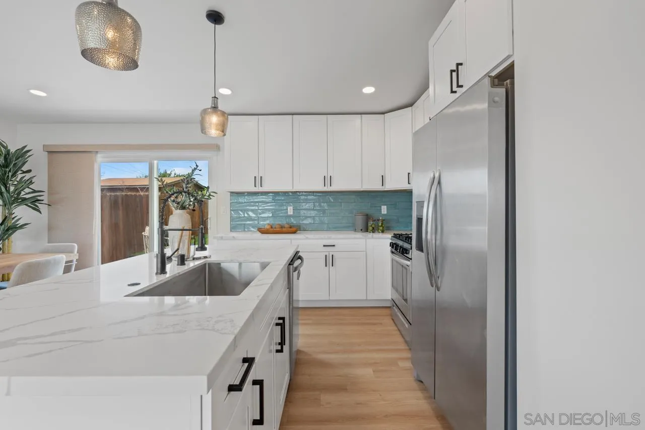 https://cdn.realtyfeed.com/cdn/127/260009361/b826d1e94501cb7c1b430a55d2b46de1.webp