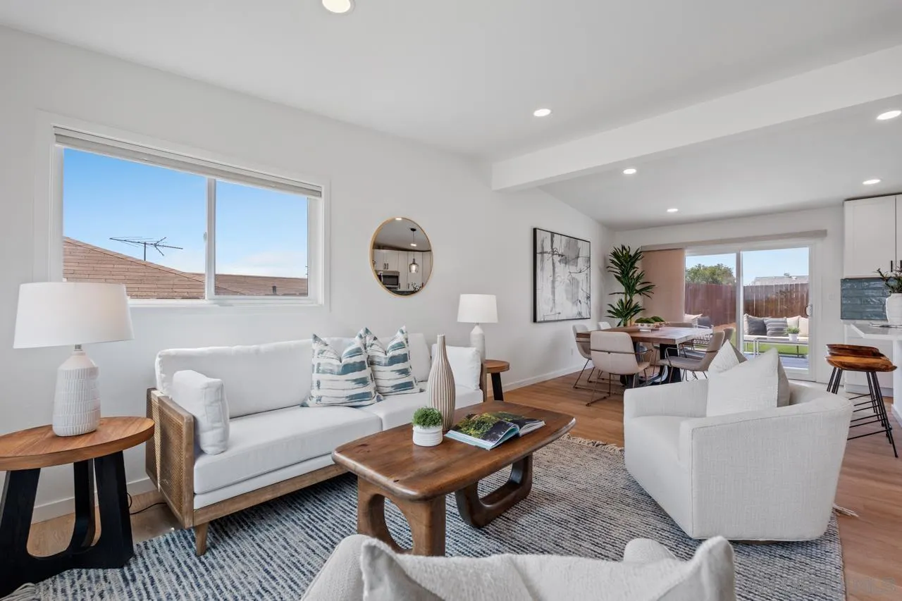 https://cdn.realtyfeed.com/cdn/127/260009361/c16ce7f1dec284179df1965e1eb823bd.webp