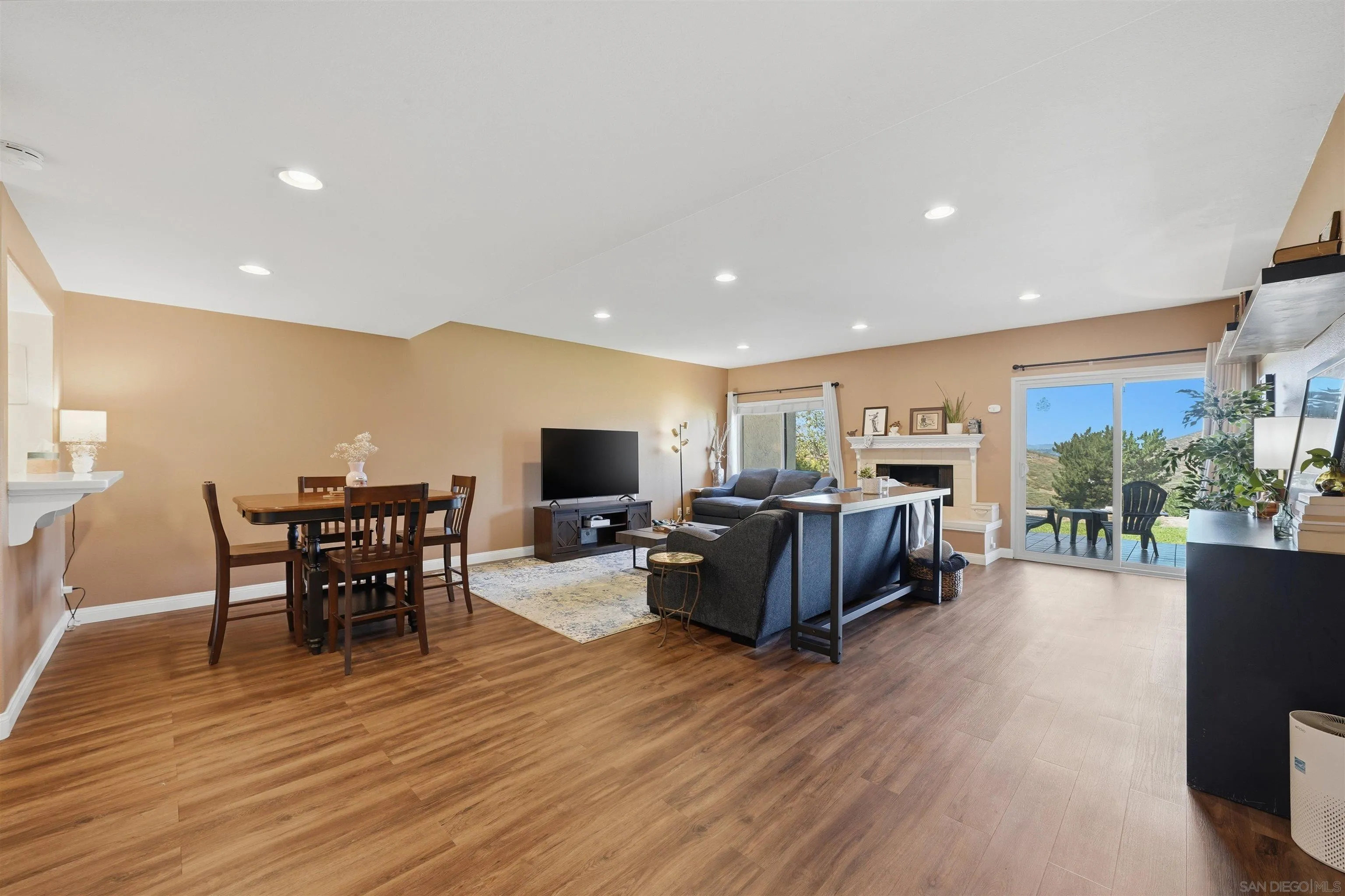 Photo #6: 260009362 Listing: Photo #6