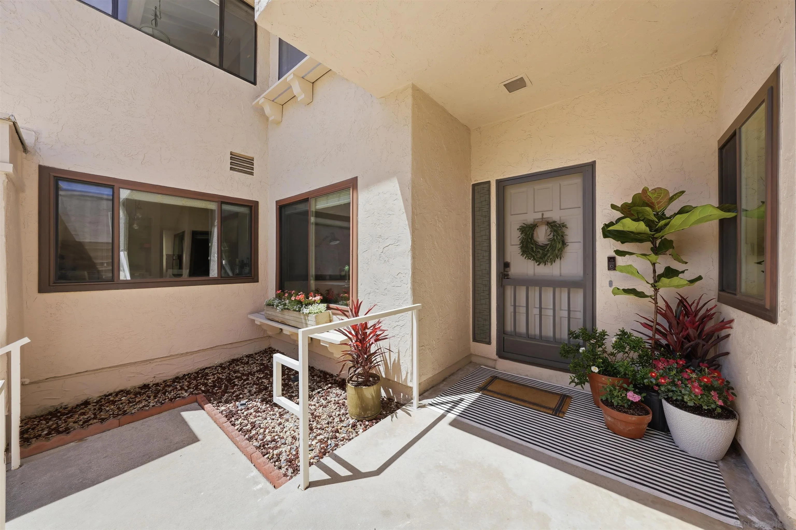Photo #5: 260009362 Listing: Photo #5