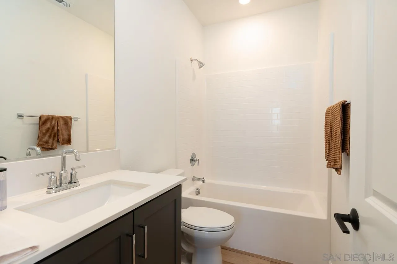 Photo #13: 260009363 Listing: Photo #13