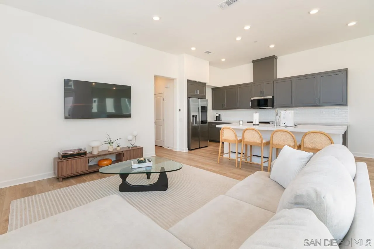 Photo #7: 260009363 Listing: Photo #7