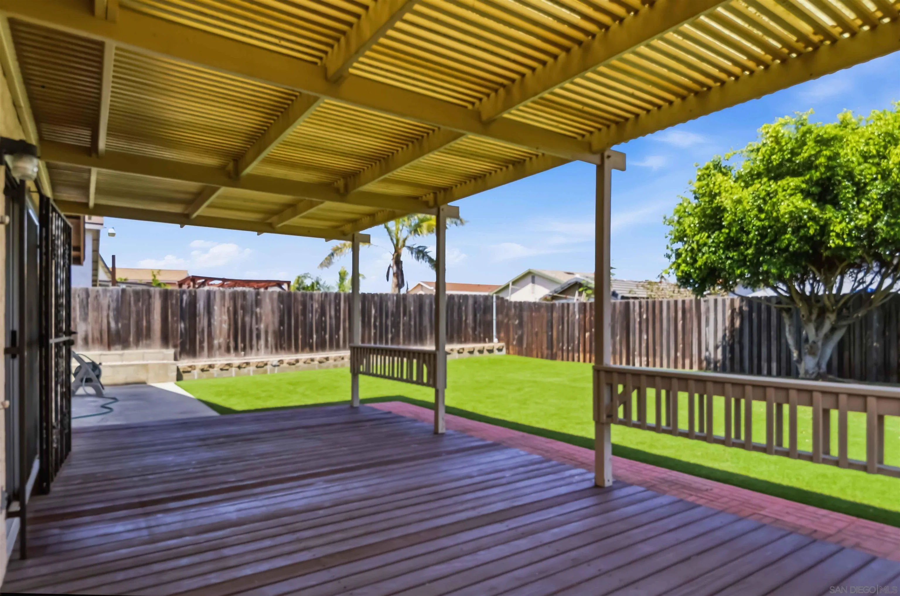 https://cdn.realtyfeed.com/cdn/127/260009367/bb578b222697819cfb2124ef81be6264.webp