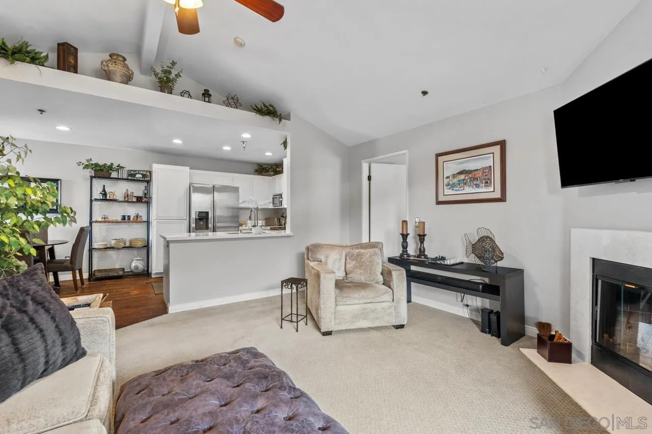 Photo #17: 260009369 Listing: Photo #17