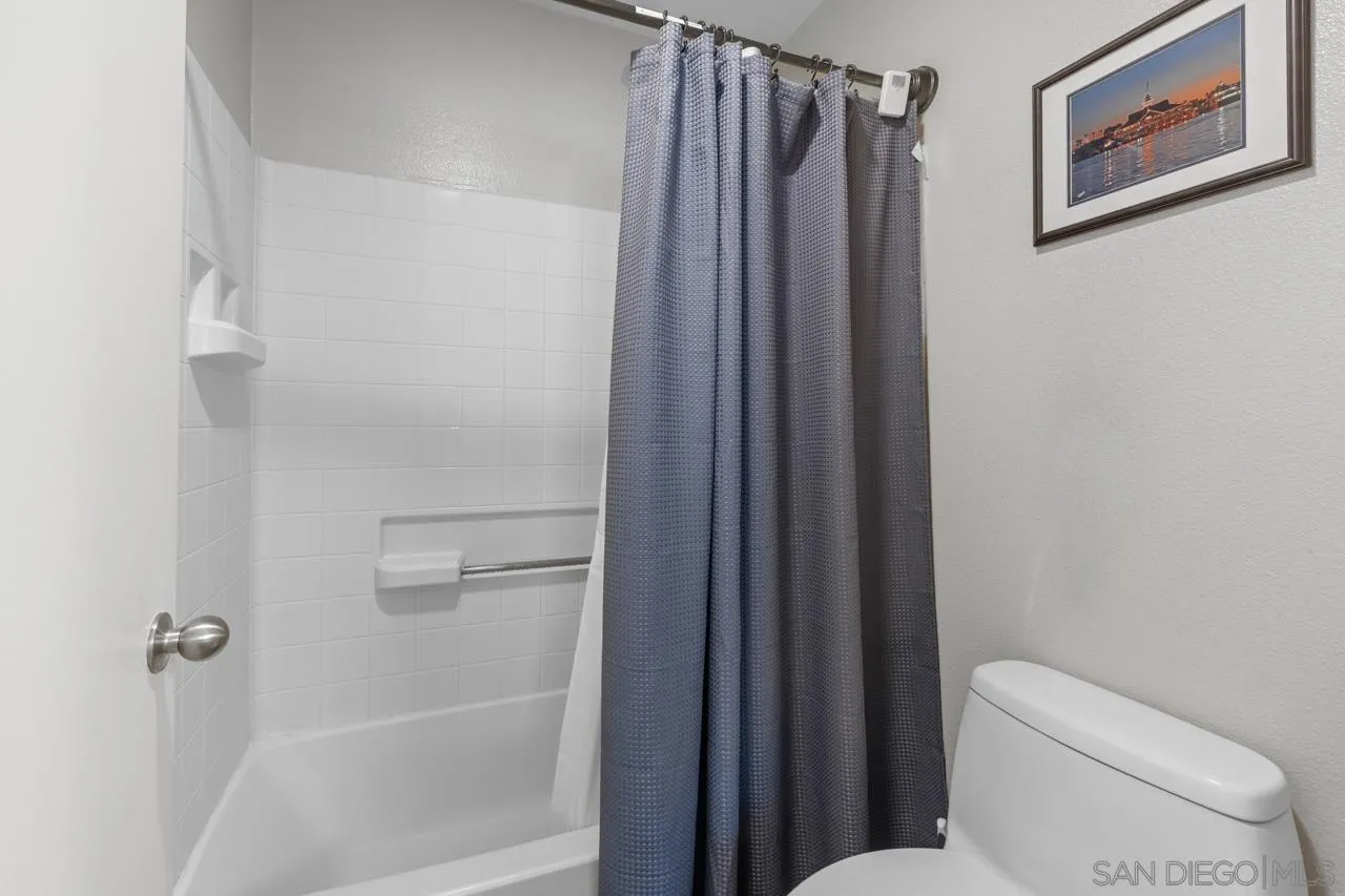 Photo #24: 260009369 Listing: Photo #24