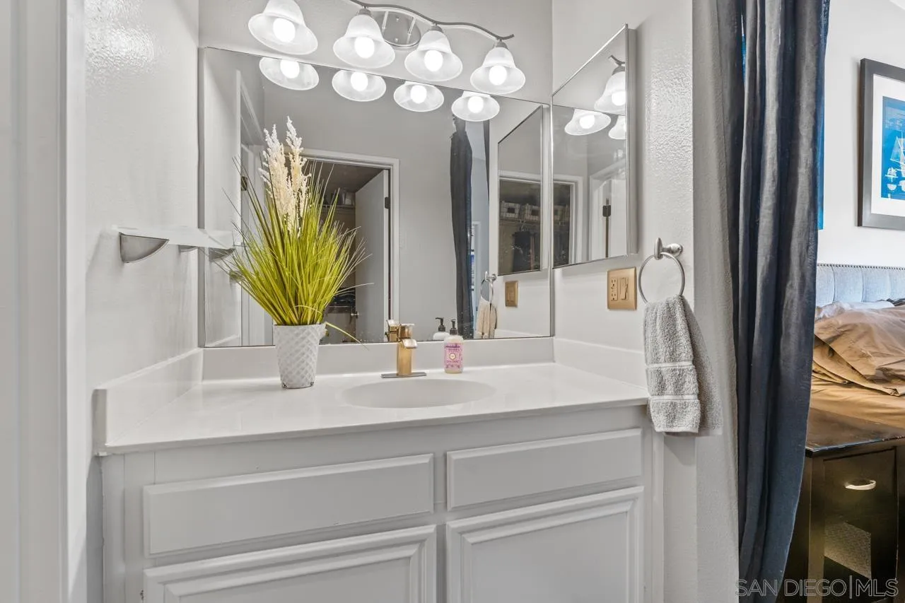 Photo #23: 260009369 Listing: Photo #23