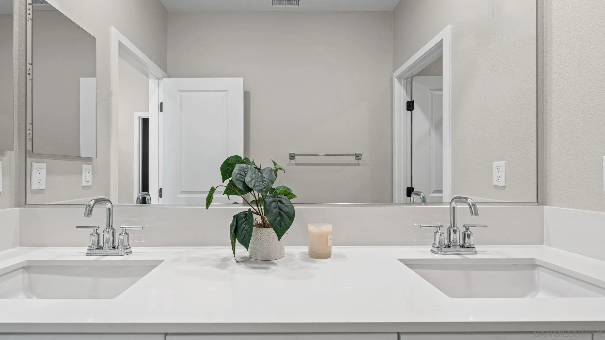 10656 Anima, San Diego, CA, 92126