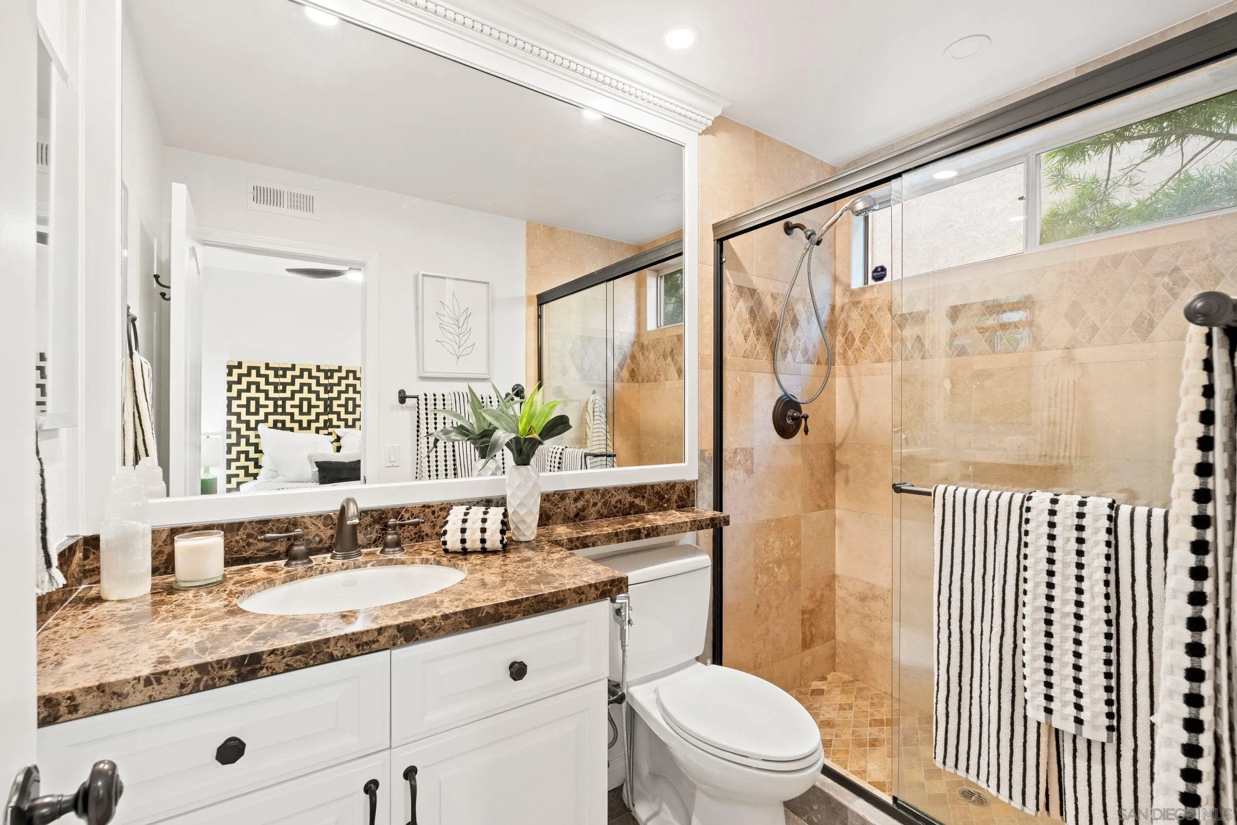 https://cdn.realtyfeed.com/cdn/127/260009374/df30468ae64725ea3873442c1a289998.webp