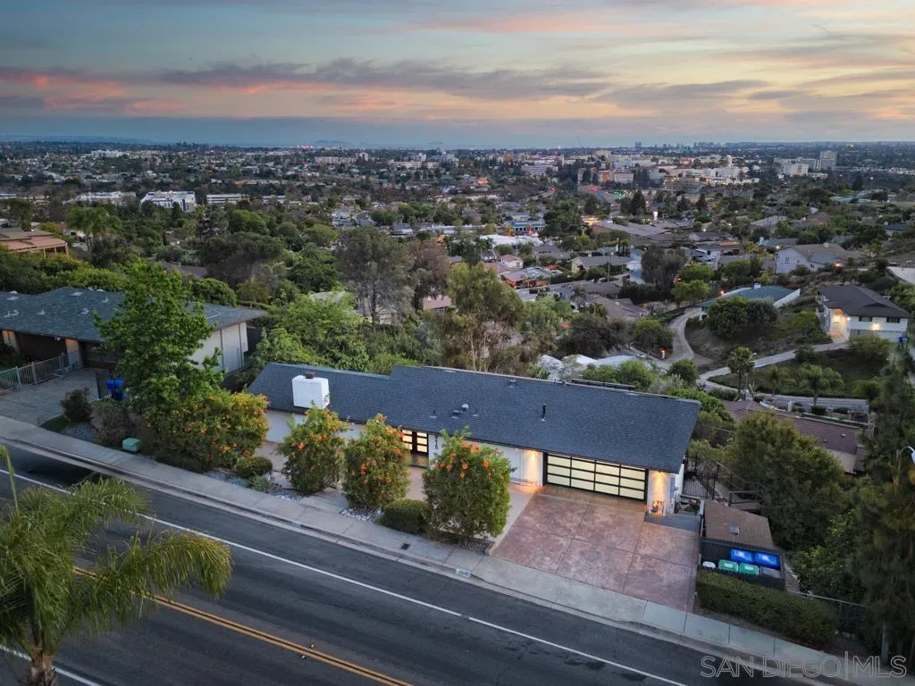 https://cdn.realtyfeed.com/cdn/127/260009378/2b1c0003f93bfda92be0e2148eedc557.webp