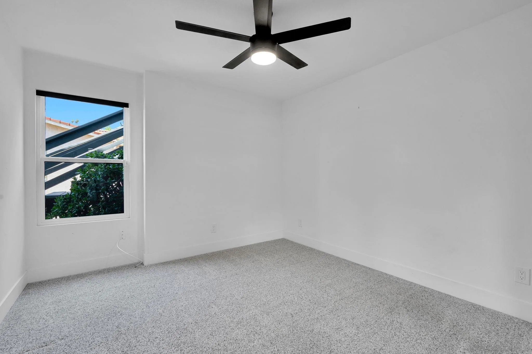https://cdn.realtyfeed.com/cdn/127/260009378/33efcae580ff4bcfca9dd4af5228f303.webp
