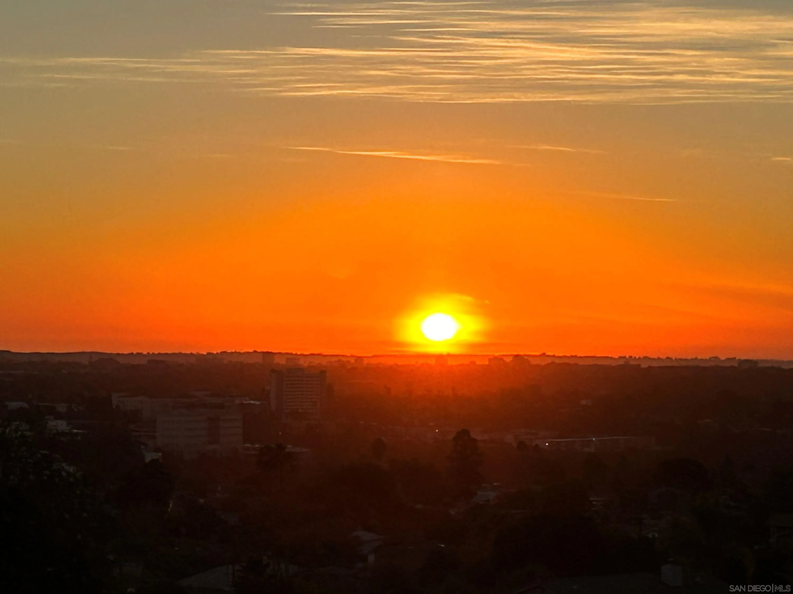 https://cdn.realtyfeed.com/cdn/127/260009378/3b8a0af7b9cc74220996cc9a5d8017bc.webp