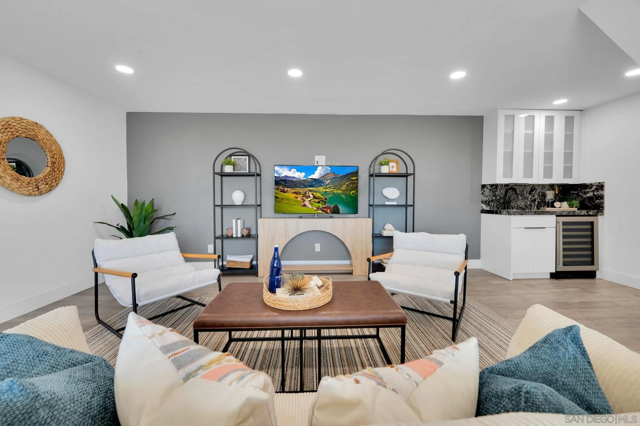https://cdn.realtyfeed.com/cdn/127/260009378/44278691958830e2fcb6d1e6a237caa7.webp