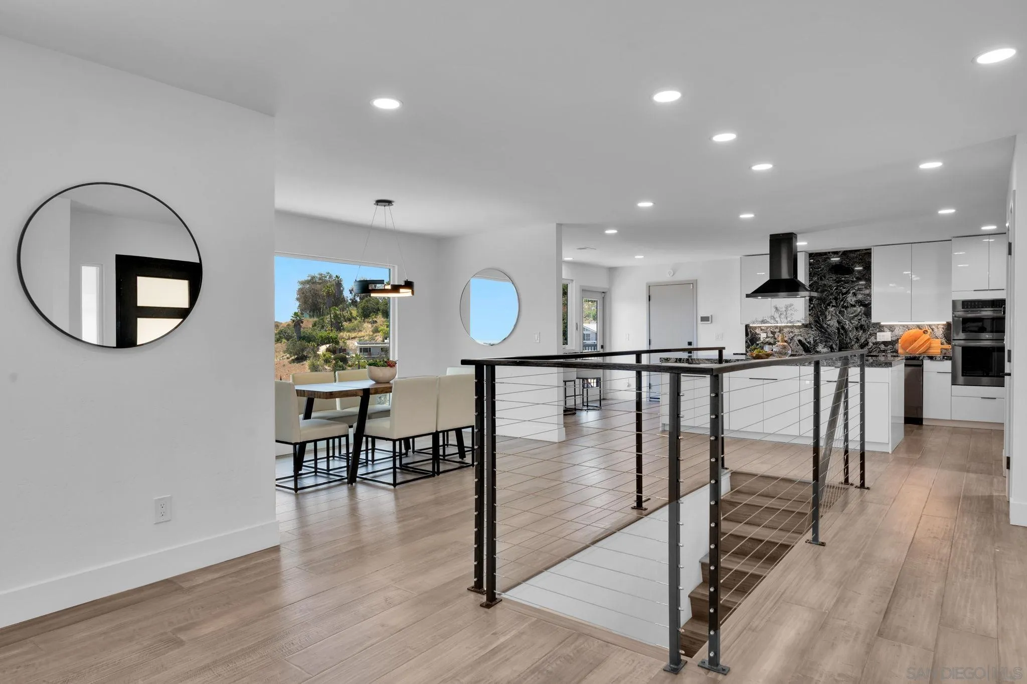 https://cdn.realtyfeed.com/cdn/127/260009378/45c05ad017cd208f667a023d9bdc5e13.webp