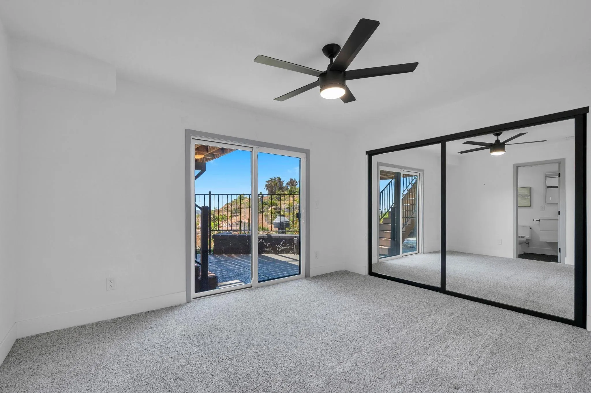 https://cdn.realtyfeed.com/cdn/127/260009378/56a120abe18db448243164f33b10b080.webp