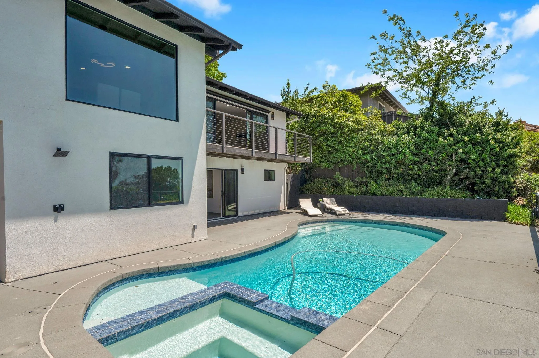 https://cdn.realtyfeed.com/cdn/127/260009378/70b8d643f4c479d7b8bd4a423121076e.webp