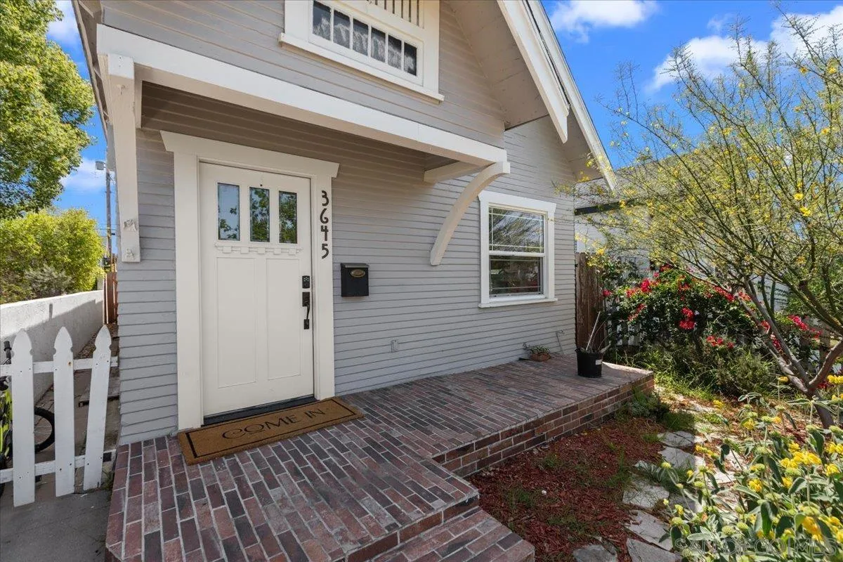 https://cdn.realtyfeed.com/cdn/127/260009384/aeb4578338c3876f8b49e790097bbb74.webp