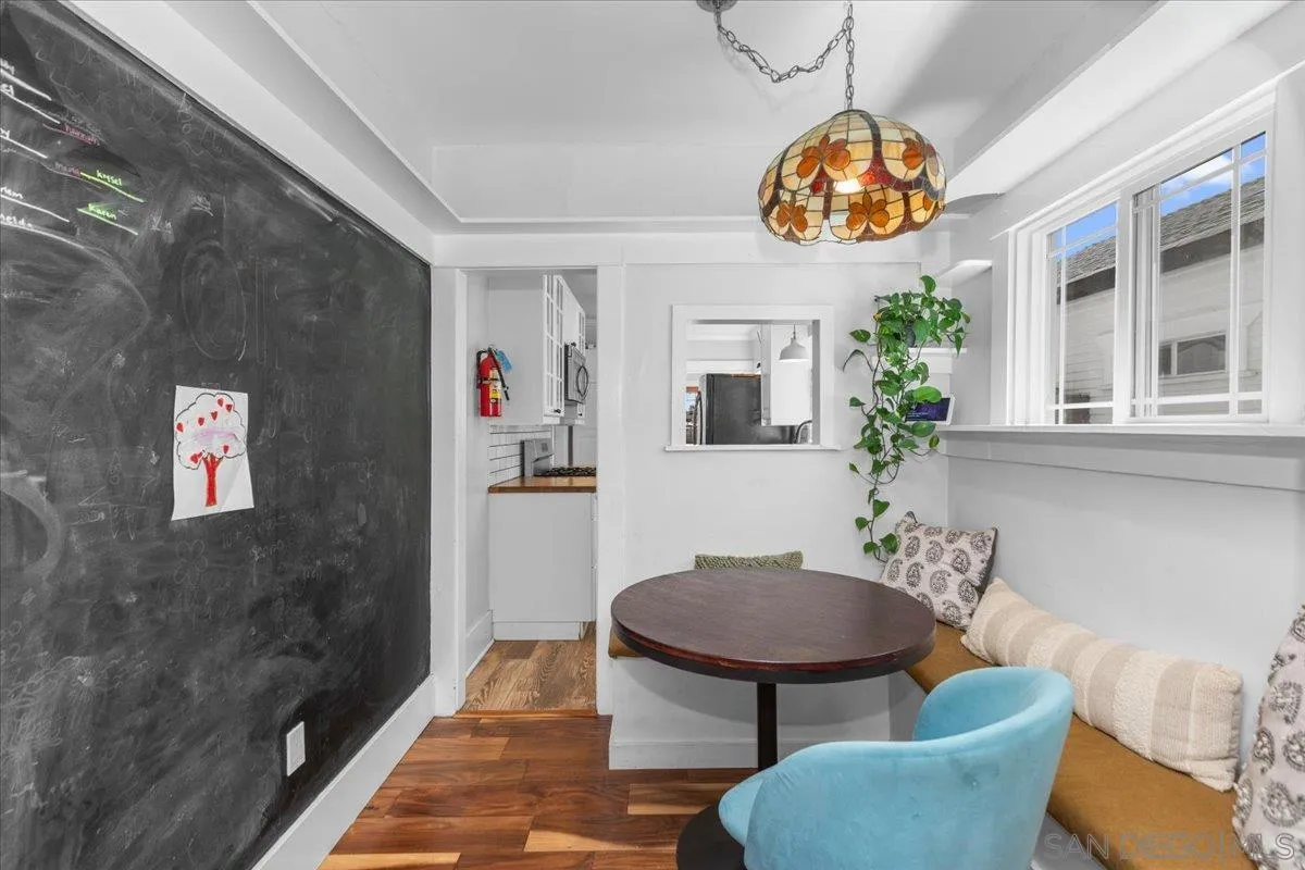 https://cdn.realtyfeed.com/cdn/127/260009384/b0625e6ae8ae47d8f574c740d483a21d.webp