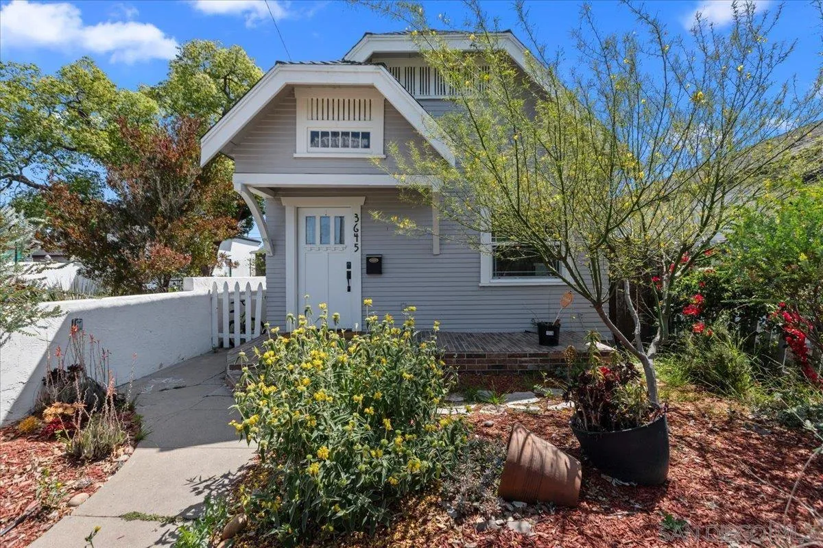 https://cdn.realtyfeed.com/cdn/127/260009384/c6badc4e8e578959662a47418644c9f0.webp