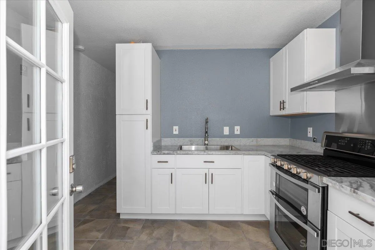 https://cdn.realtyfeed.com/cdn/127/260009384/dae29333ac5584acce445c845c7c05f5.webp