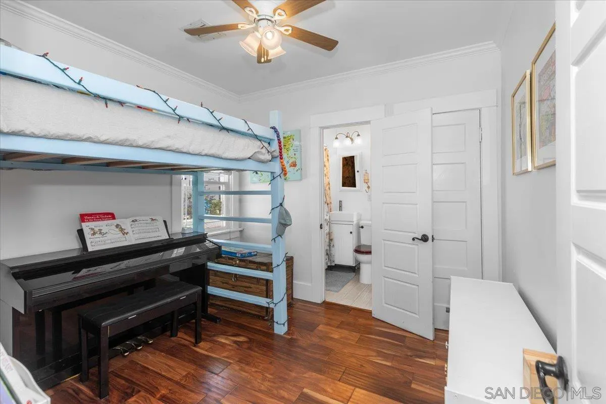 https://cdn.realtyfeed.com/cdn/127/260009384/fdccba233f8cbec21319bcb37604d6a5.webp