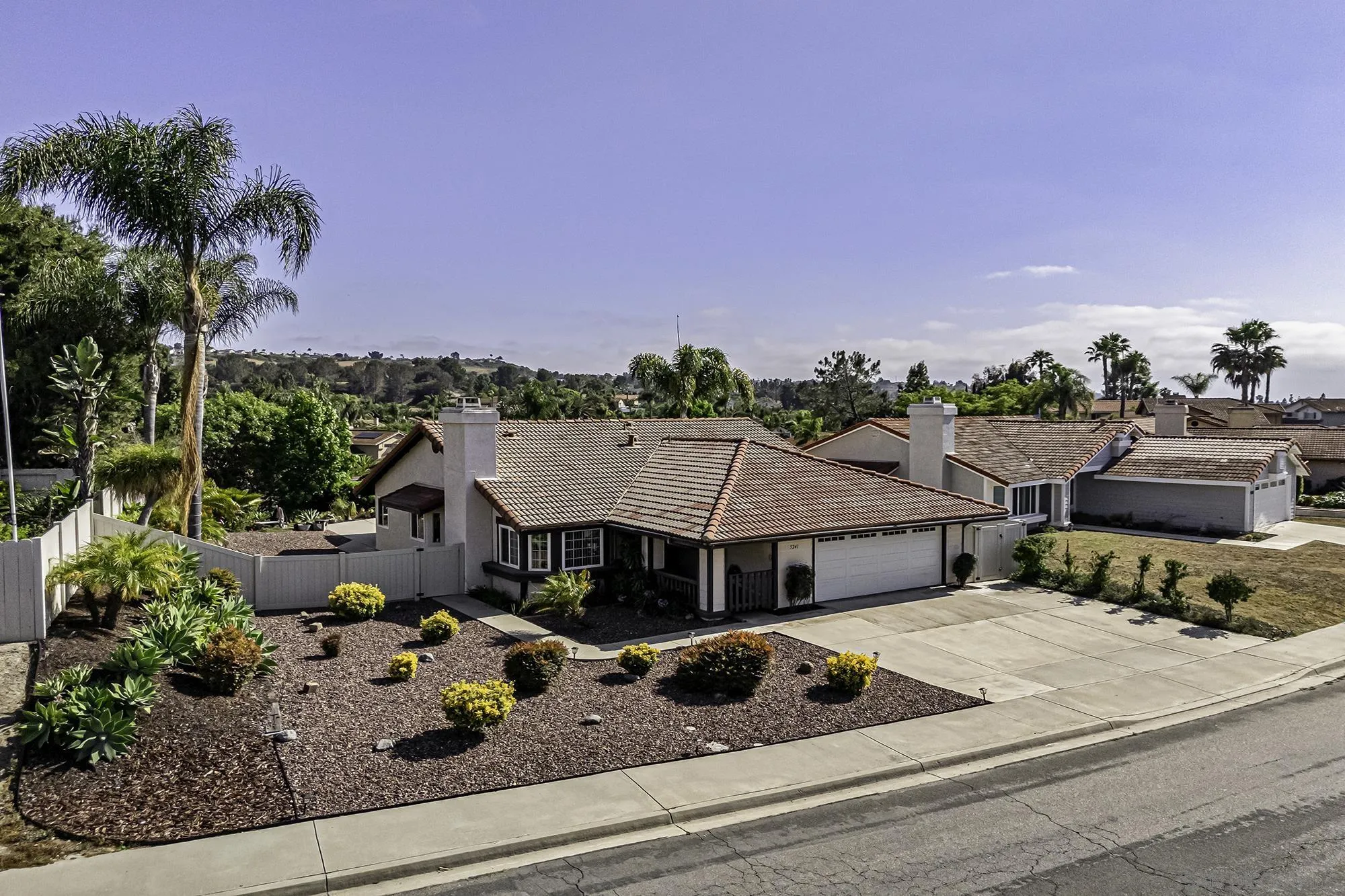 https://cdn.realtyfeed.com/cdn/127/260009391/1d0c27e804b31a818db4d75b5948a08b.webp