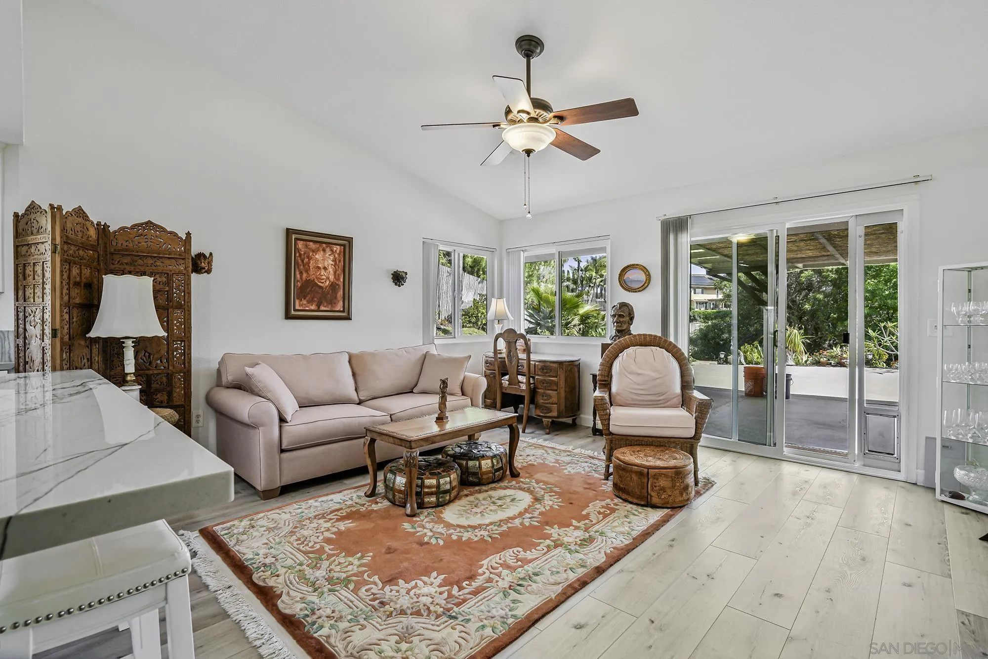 https://cdn.realtyfeed.com/cdn/127/260009391/7c4a1473527a4372f0a39a7d1ce2685b.webp