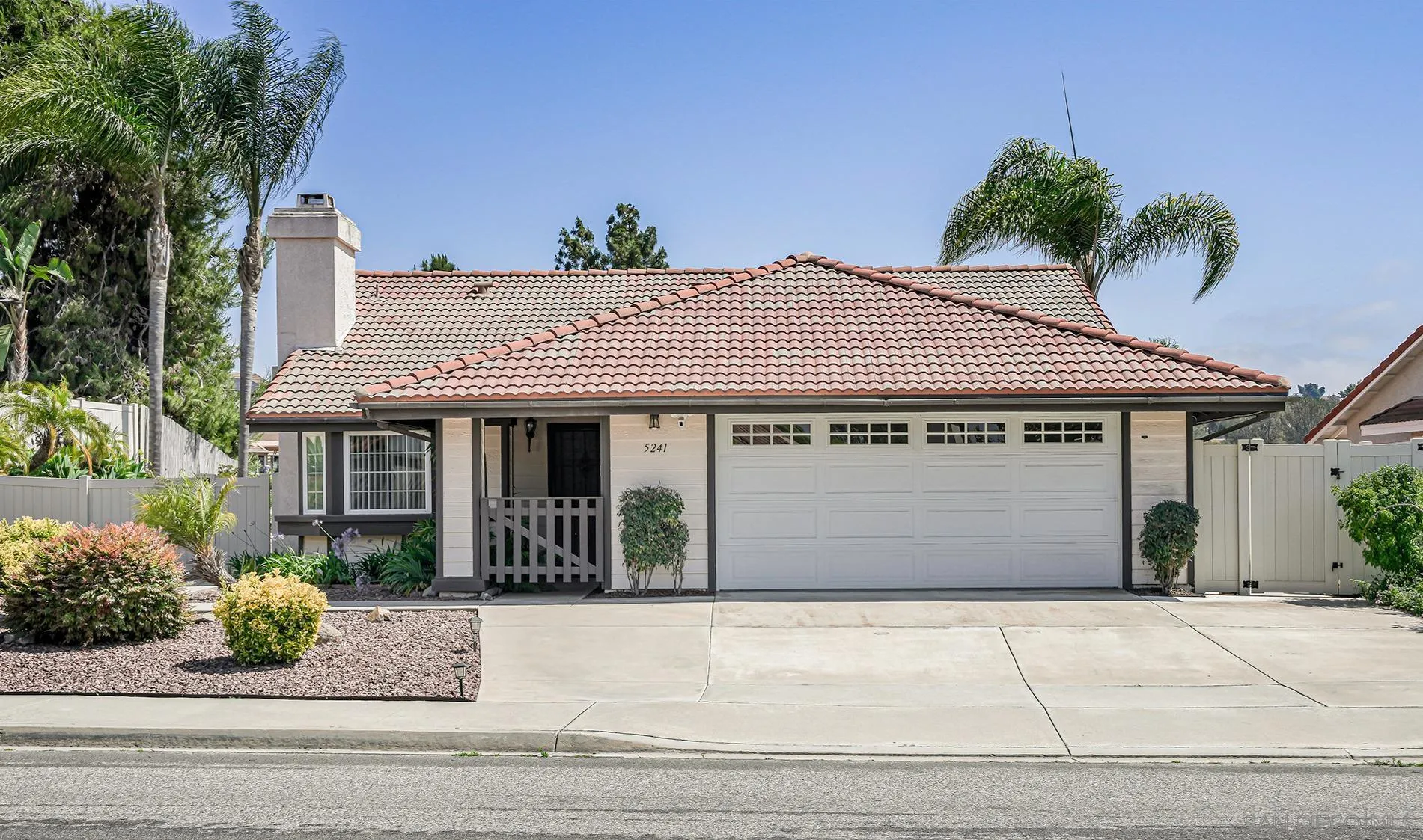 https://cdn.realtyfeed.com/cdn/127/260009391/a084fea24fac5f47b5771a7ec8382221.webp