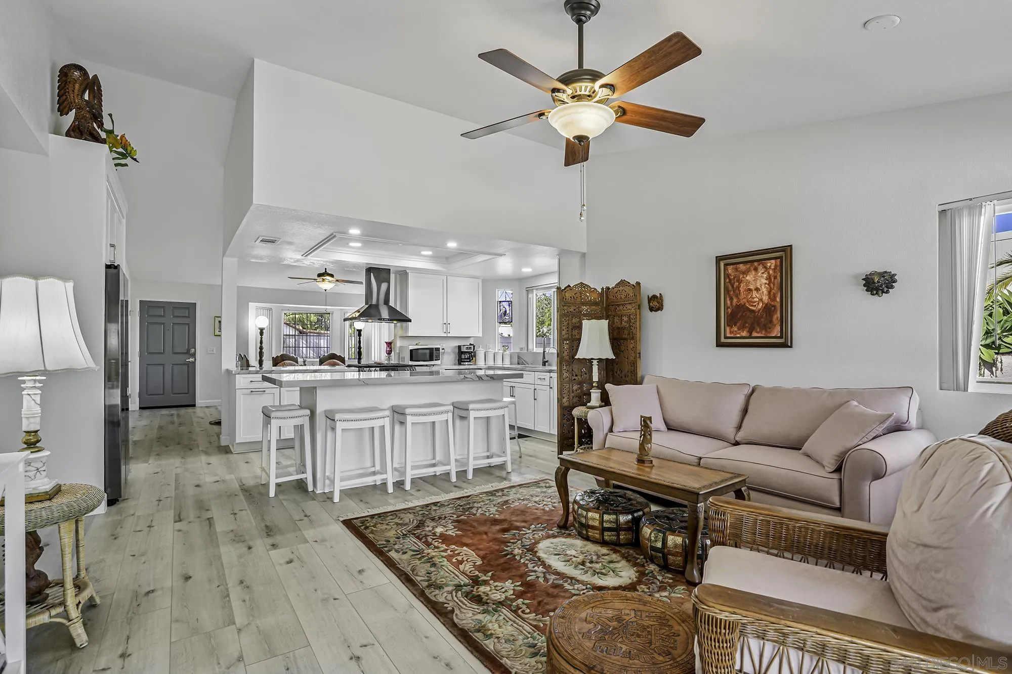 https://cdn.realtyfeed.com/cdn/127/260009391/fe0391a612dd793e43f667a96ab77e0a.webp