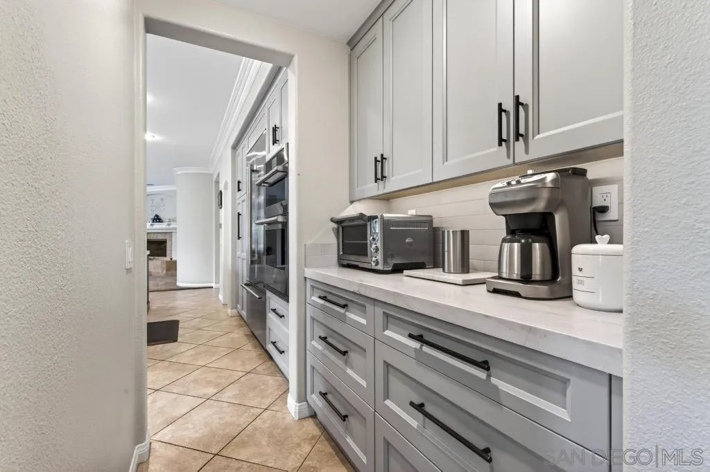 https://cdn.realtyfeed.com/cdn/127/260009393/b5b140069a1bb776d054118d351c2c1d.webp