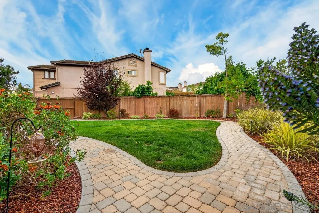 https://cdn.realtyfeed.com/cdn/127/260009393/db9191d747eab15f42ac64adf16c1d46.webp