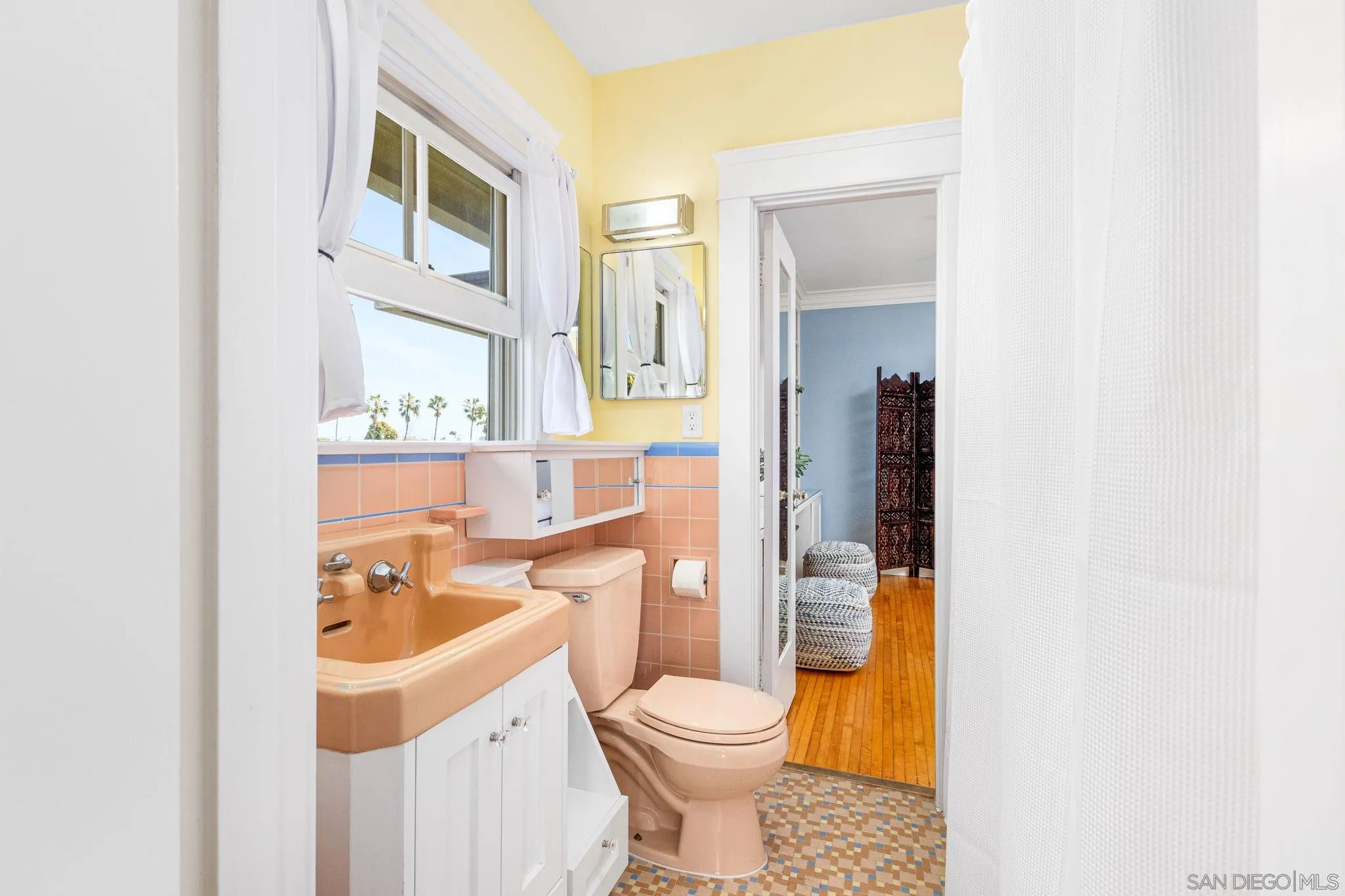 https://cdn.realtyfeed.com/cdn/127/260009398/06f51180d4630dd9f4af769b11635e0d.webp