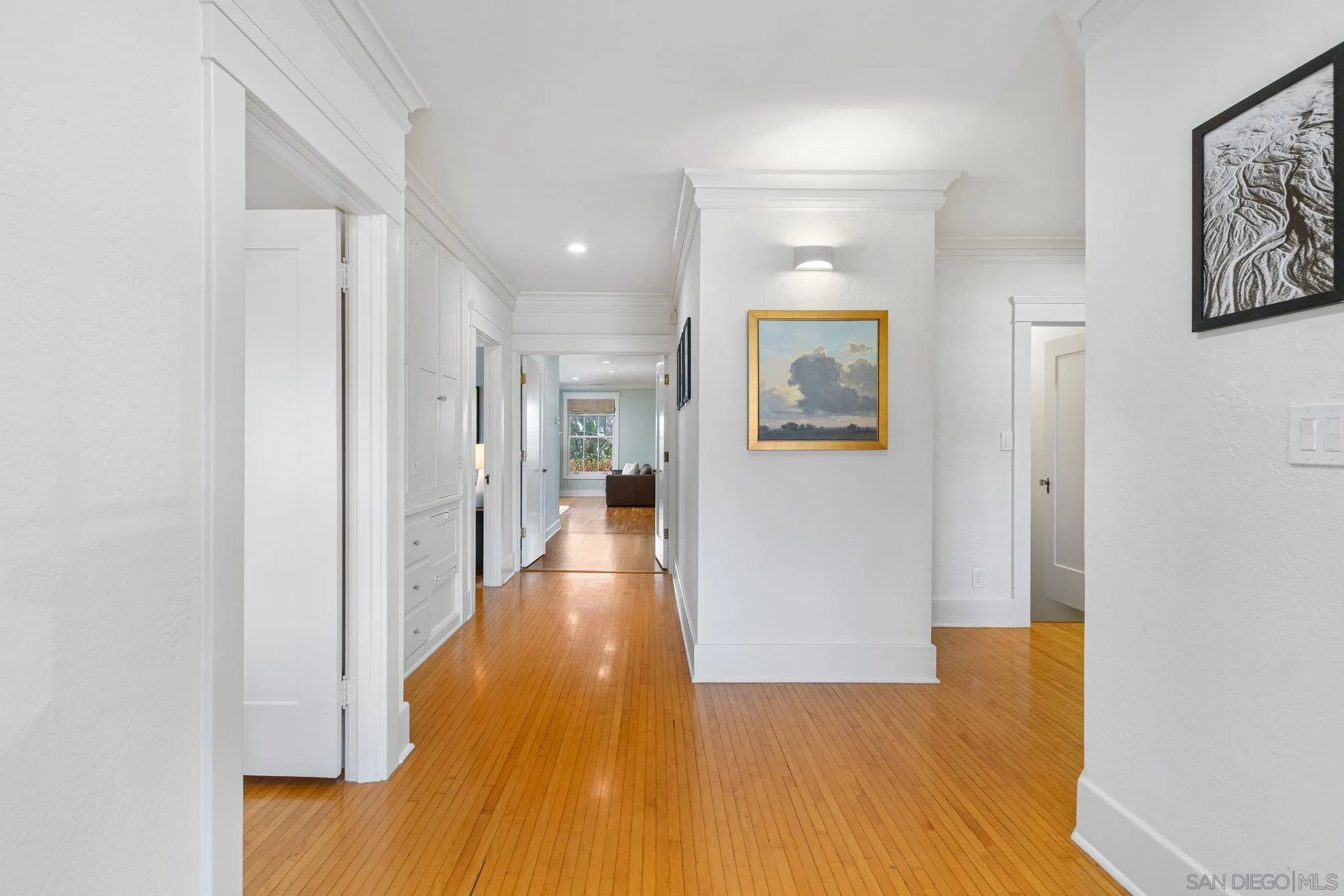 https://cdn.realtyfeed.com/cdn/127/260009398/e5fa6e255207fc178012109452c7d6a9.webp
