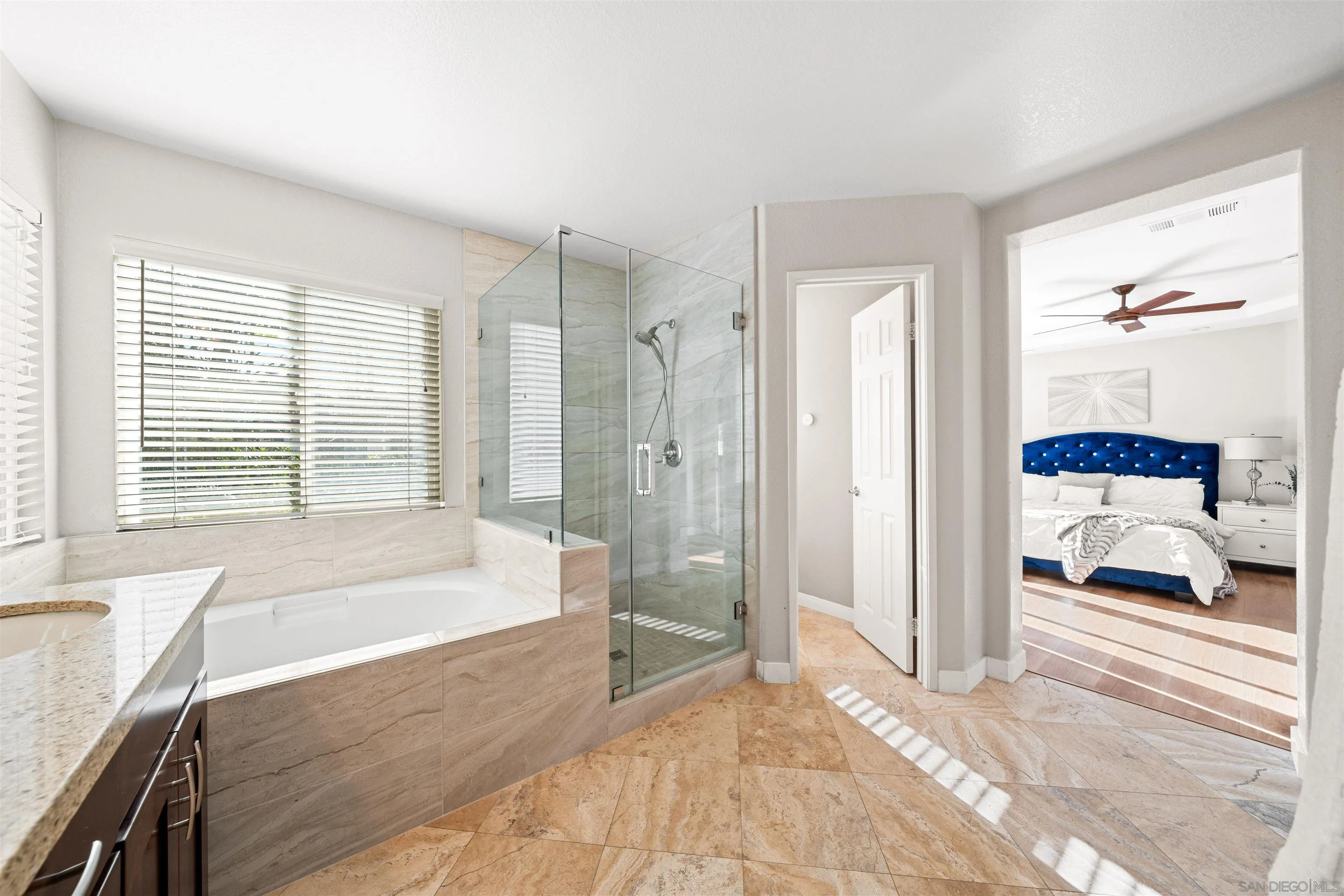 https://cdn.realtyfeed.com/cdn/127/260009406/068e286ab8feed51715cef51ffff2941.webp