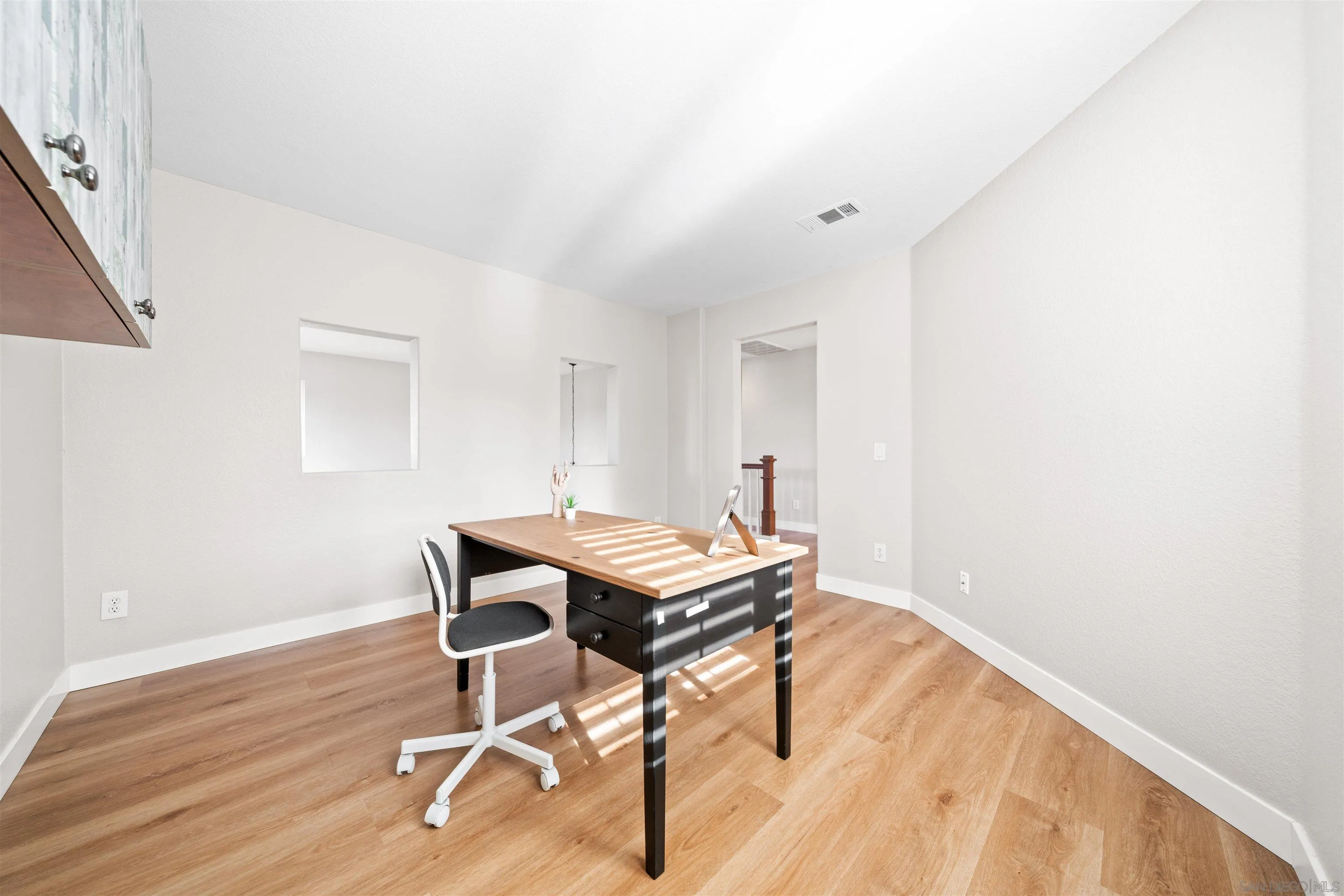 https://cdn.realtyfeed.com/cdn/127/260009406/abdb65912c43ff29ef63342f8068ae26.webp
