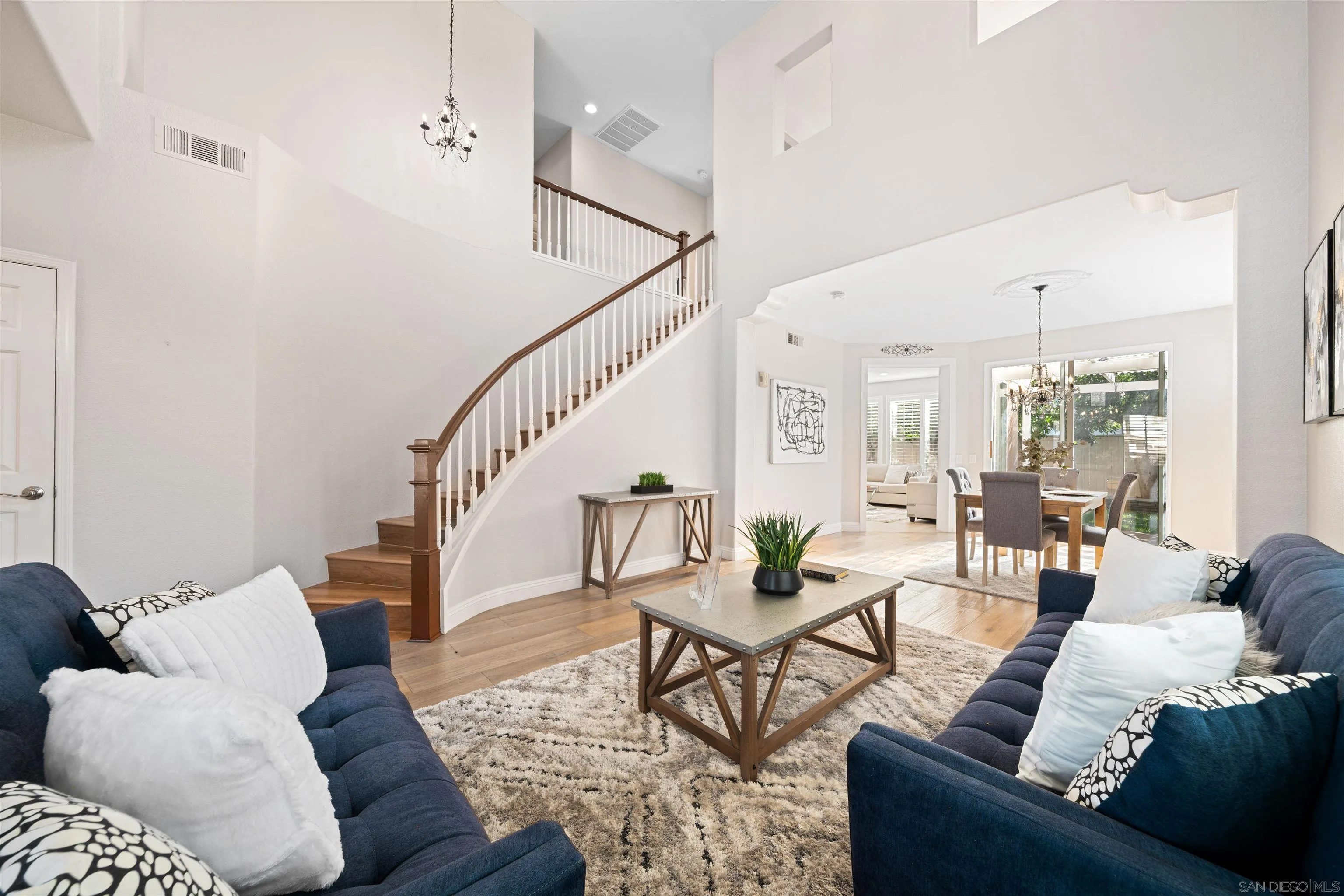 https://cdn.realtyfeed.com/cdn/127/260009406/e06b4074b736512ccd0f5fada4ff83e0.webp