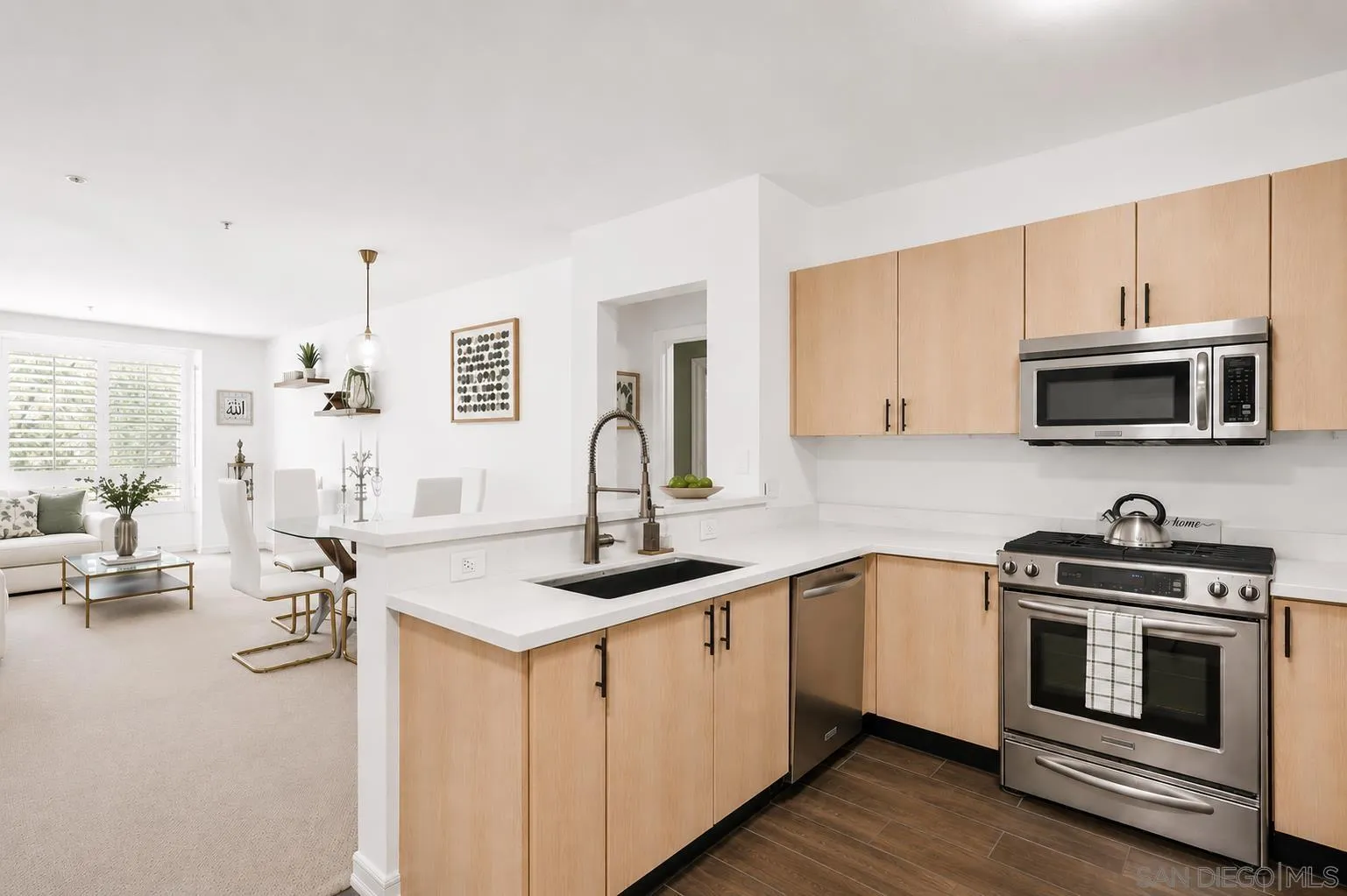 Photo #6: 260009407 Listing: Photo #6