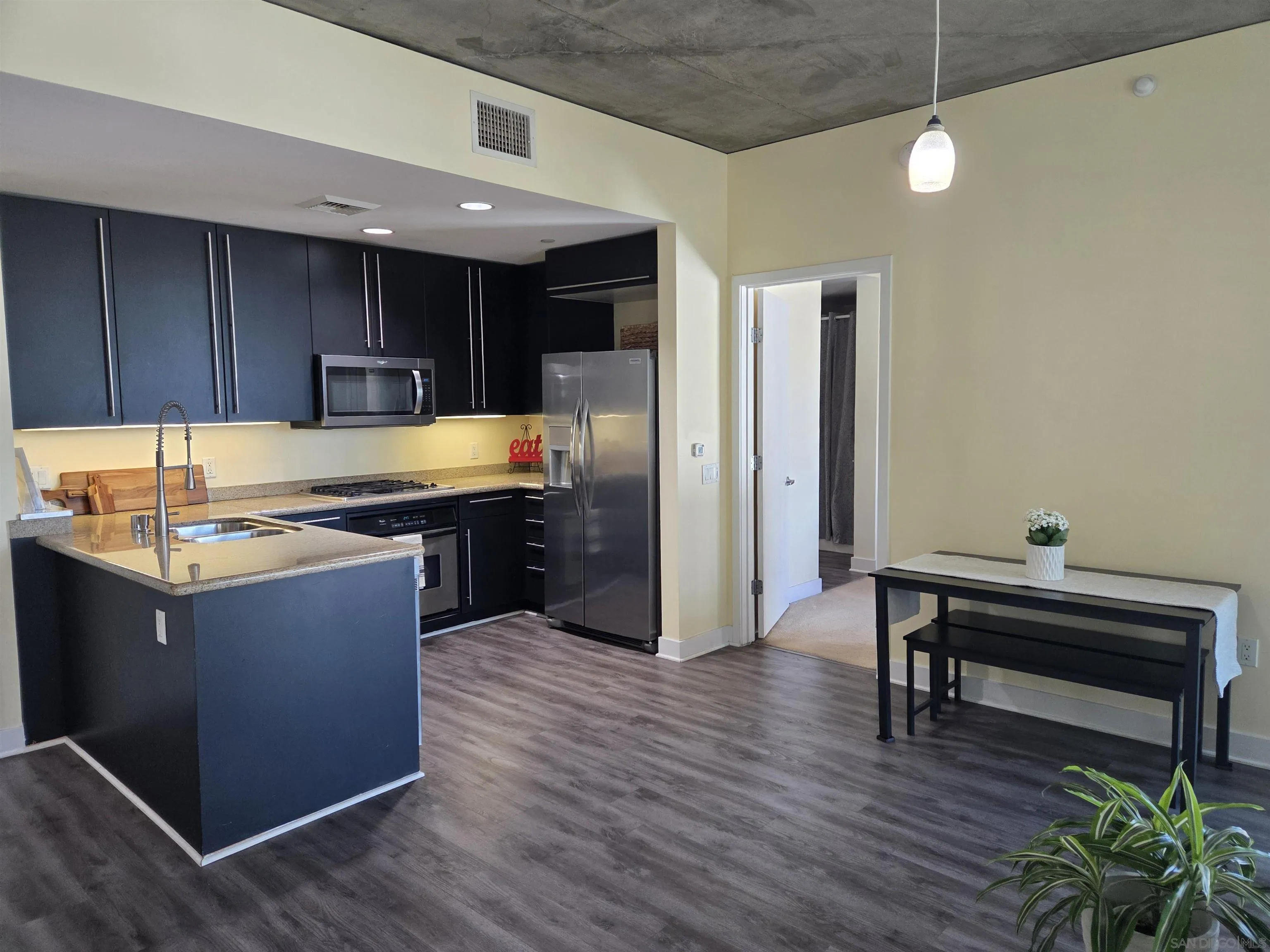 Photo #10: 260009411 Listing: Photo #10