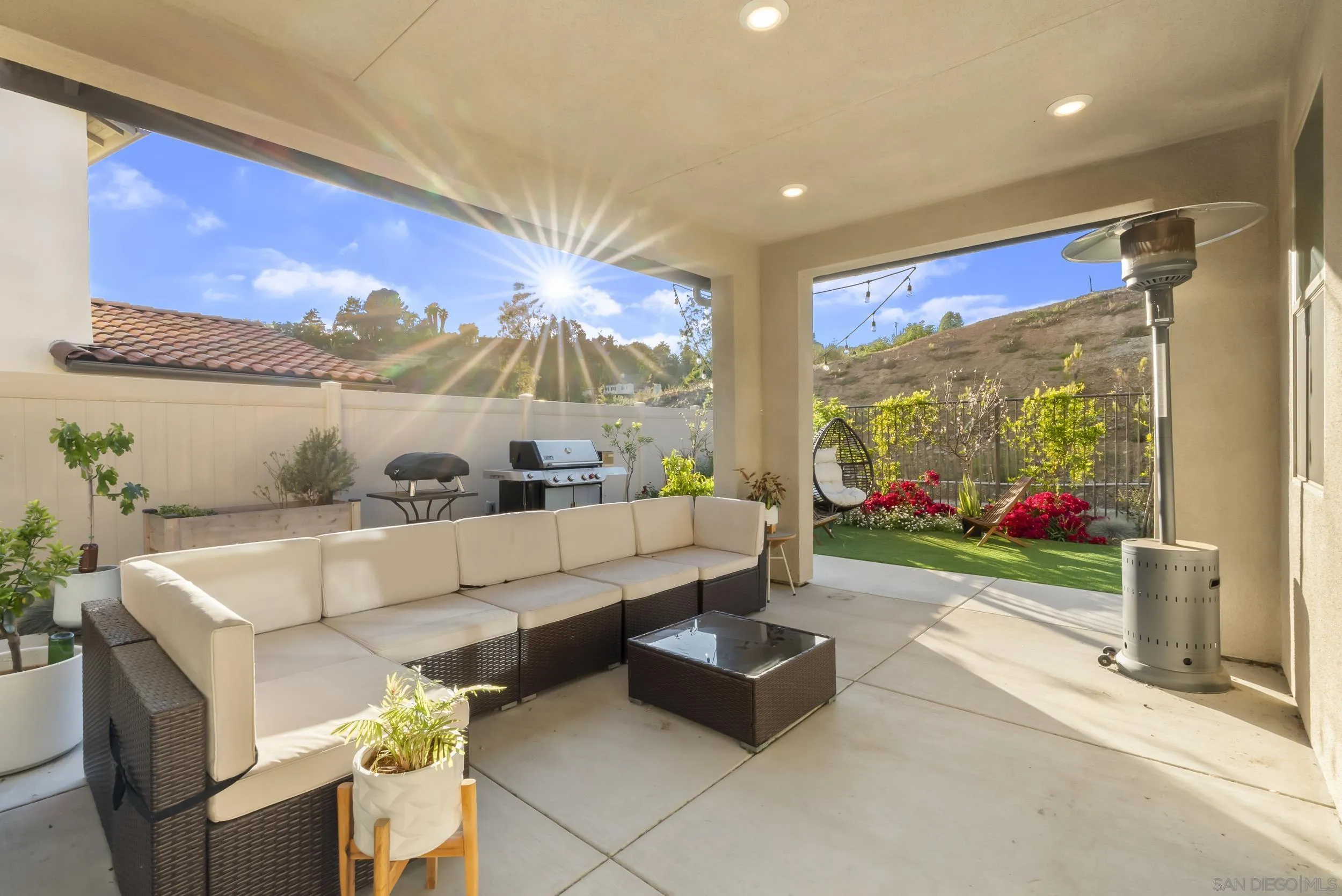 https://cdn.realtyfeed.com/cdn/127/260009413/325be23ee21aaf45595a97b73ff2f684.webp