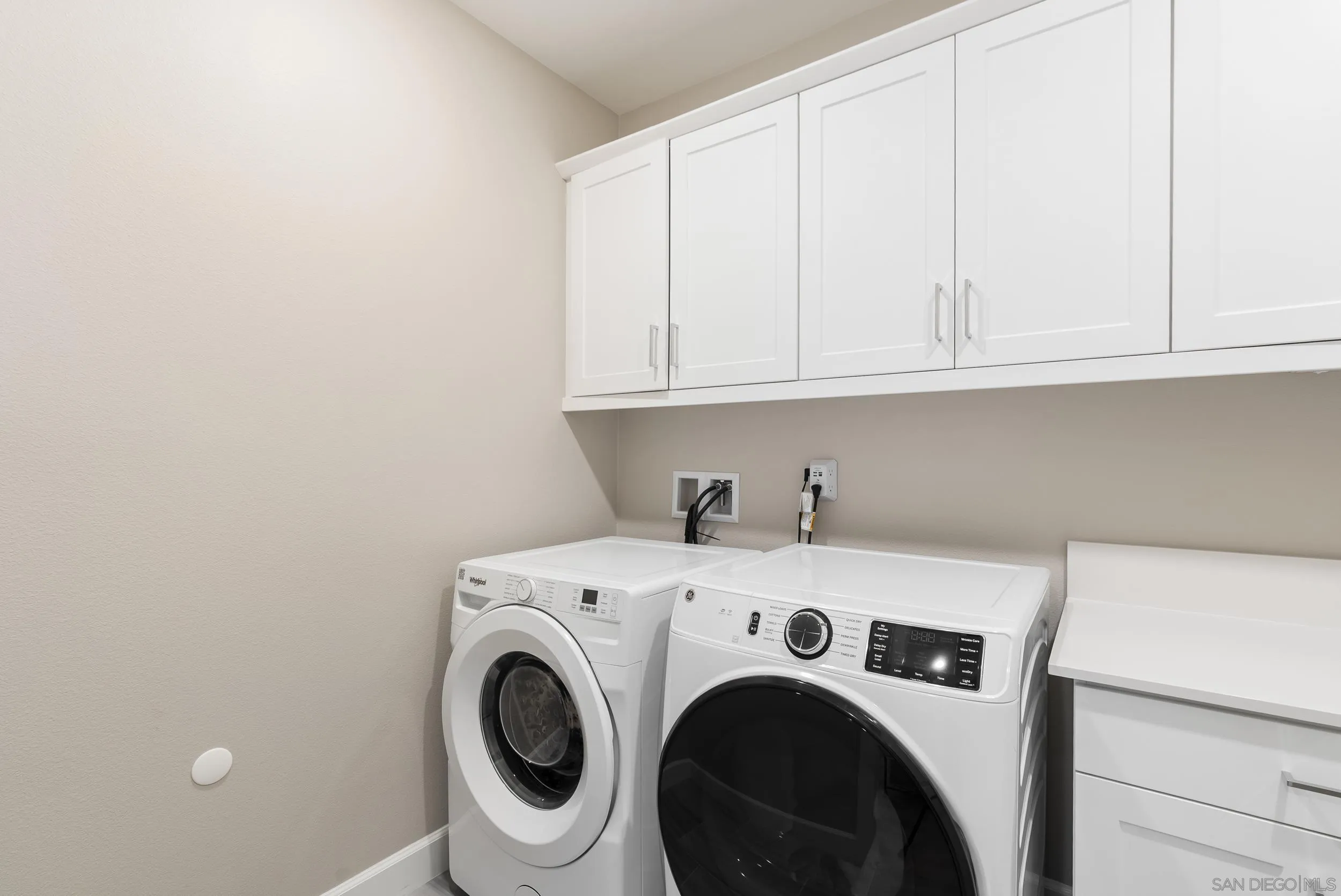 https://cdn.realtyfeed.com/cdn/127/260009413/3861530a52b35ec23c1f5d25aa9ed3a0.webp