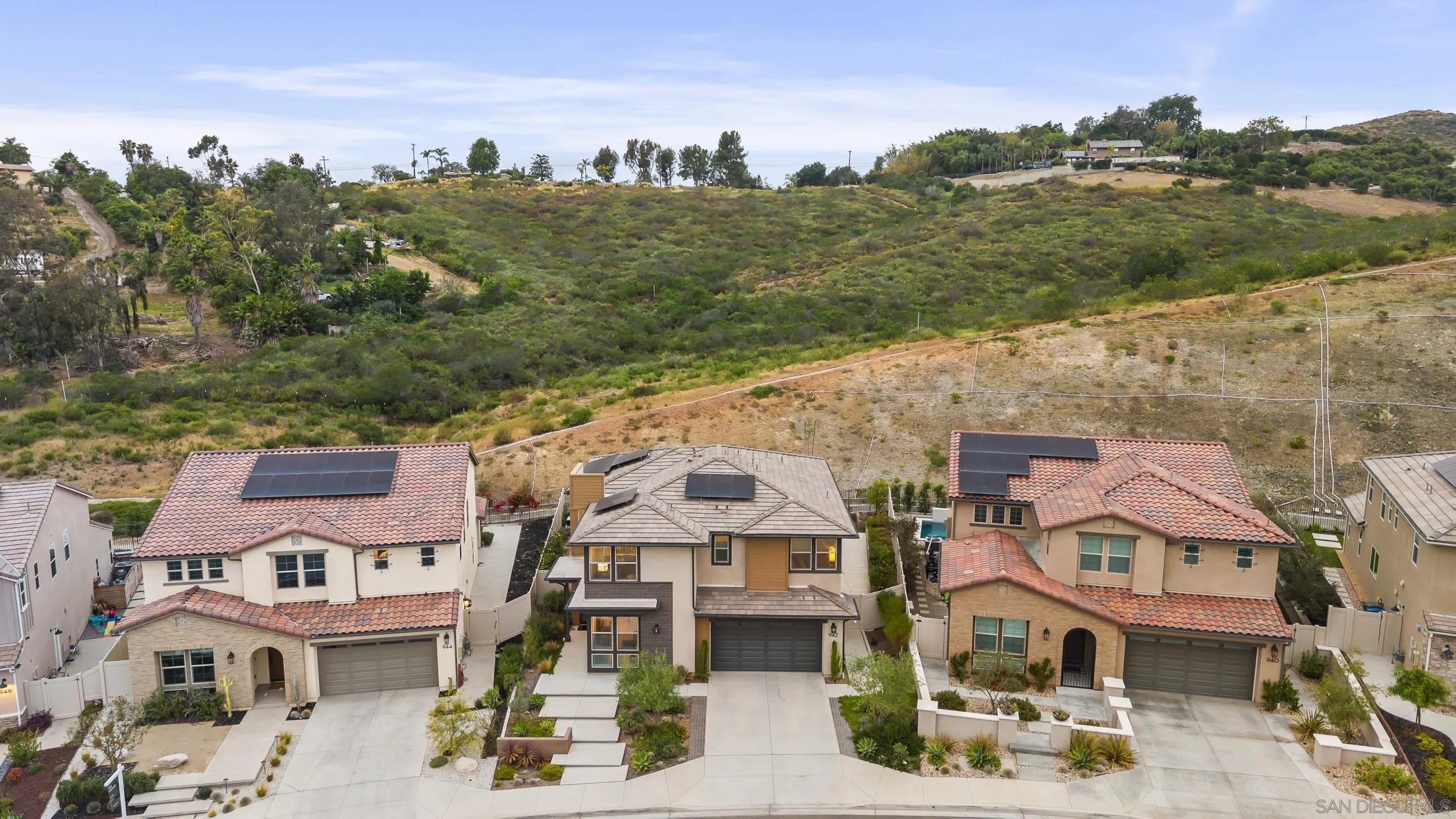 https://cdn.realtyfeed.com/cdn/127/260009413/7b913e096ea18632a11731b07356bdbc.webp