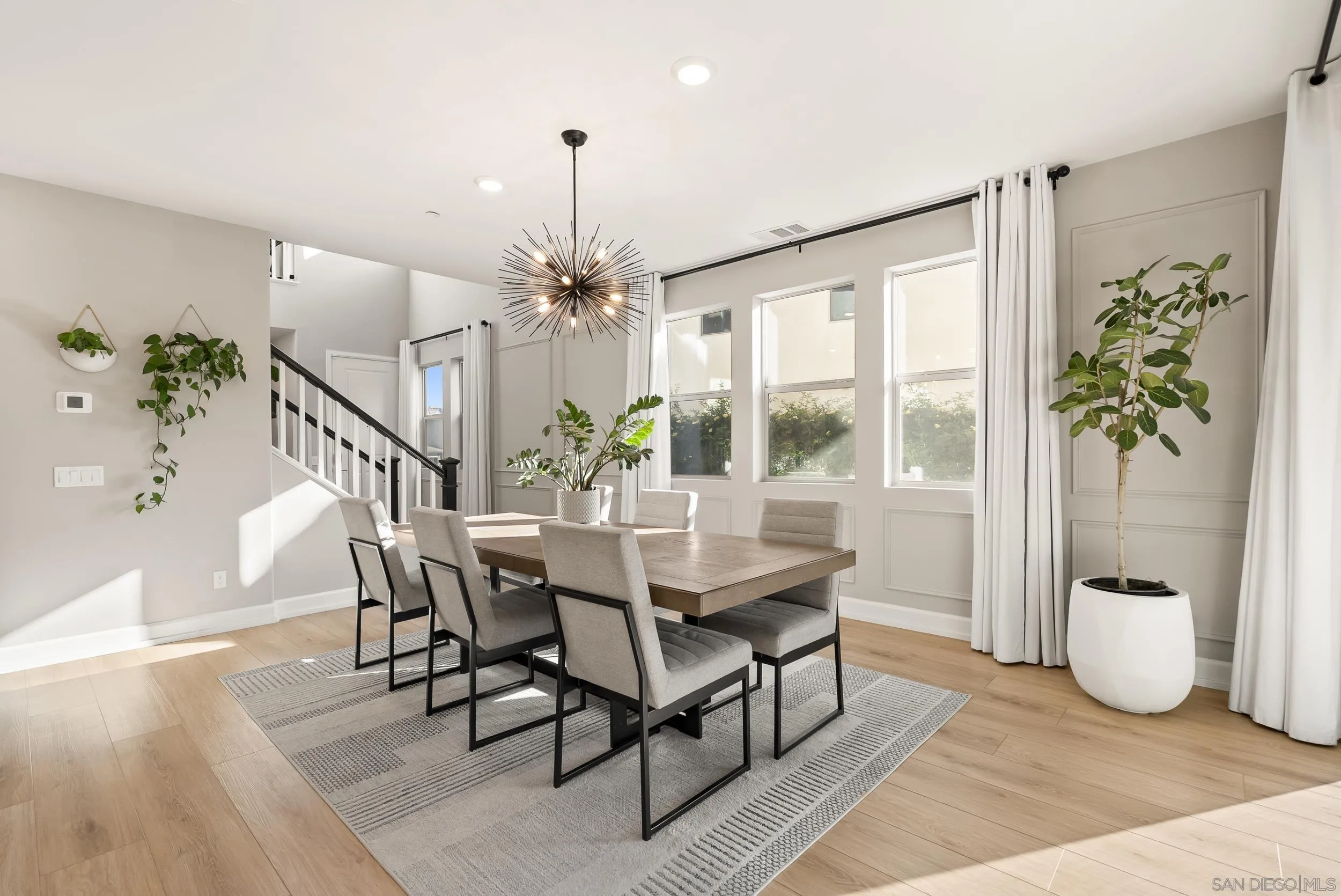 https://cdn.realtyfeed.com/cdn/127/260009413/a4d94b304f5e8cf8fb7ce063aba8f333.webp