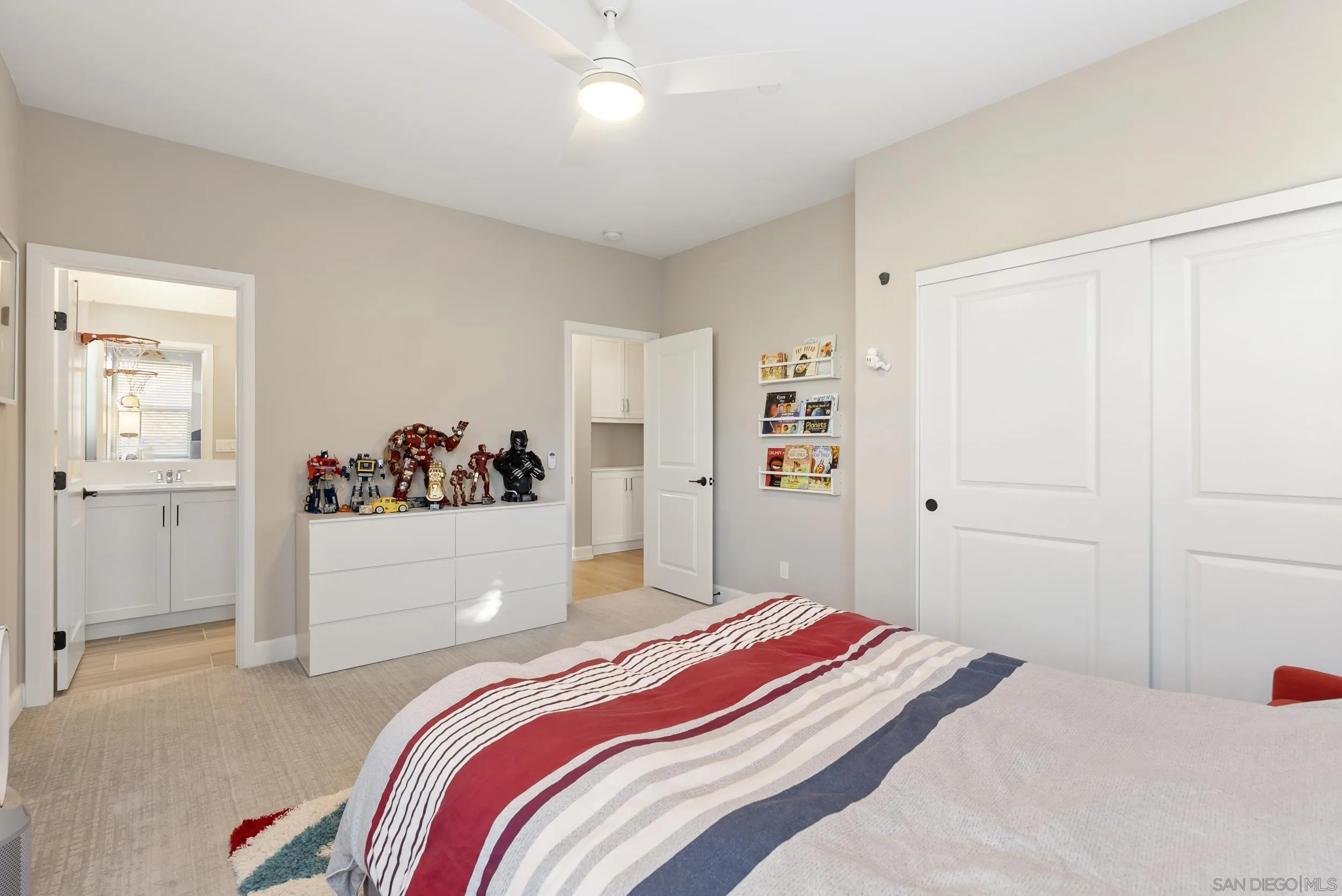https://cdn.realtyfeed.com/cdn/127/260009413/b95f8ef1ae35ee41b44eb85ceb1ecffd.webp