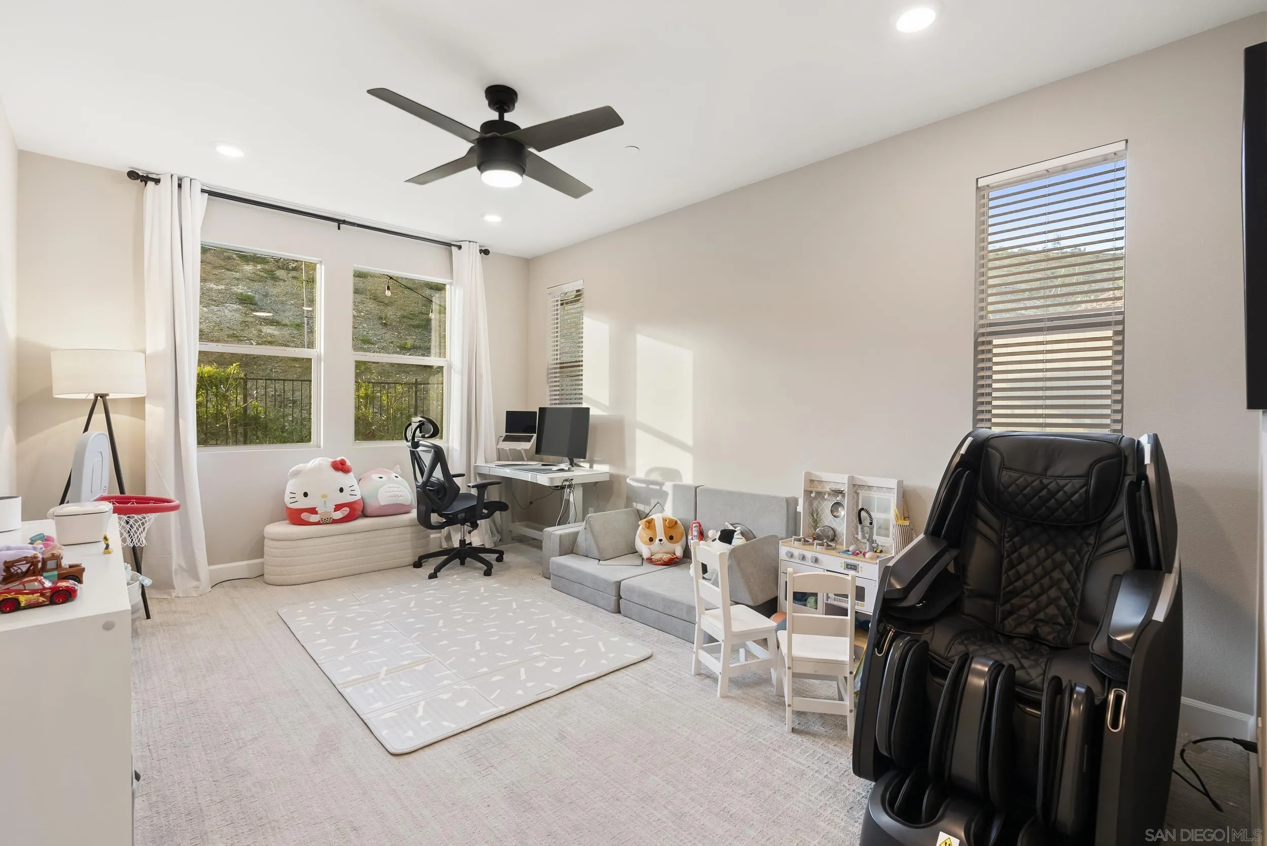 https://cdn.realtyfeed.com/cdn/127/260009413/c72302c01f5645078b193d8e36428b01.webp