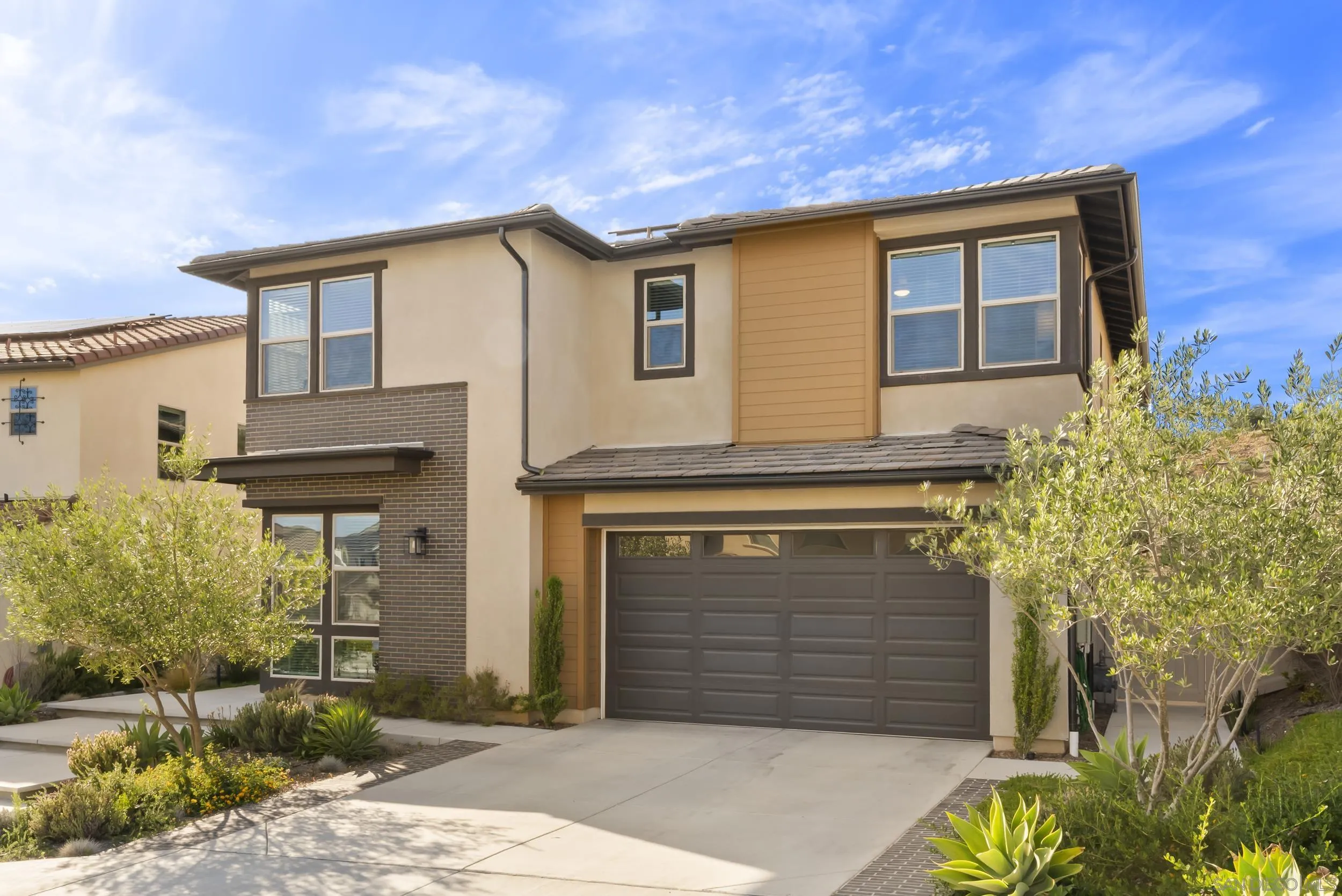 https://cdn.realtyfeed.com/cdn/127/260009413/eb54eb7ec7dae1c5dc8b884baff49b1c.webp